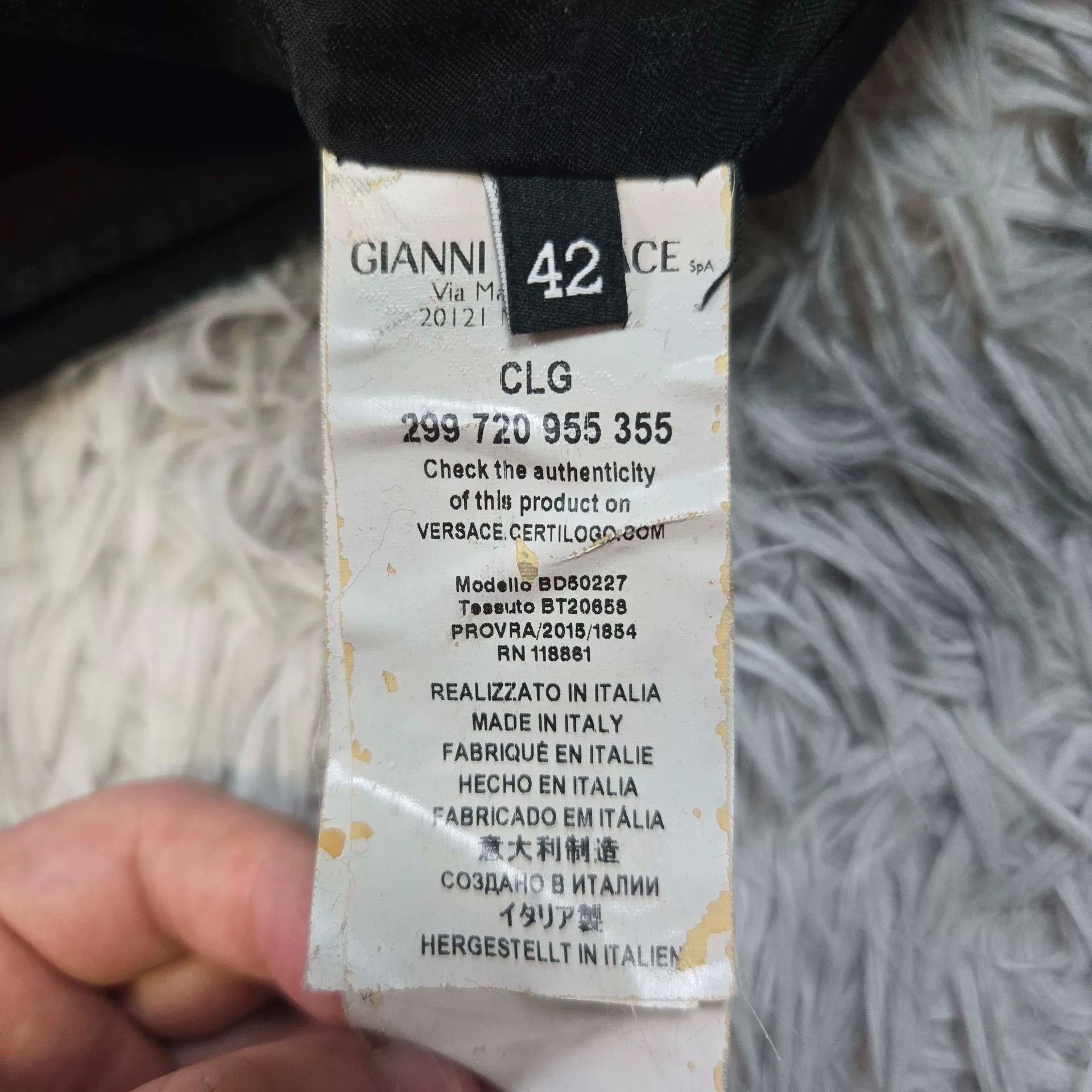 Versace Versace Item Designer Casual Streetwear Size US S / EU 44-46 / 1 - 6 Thumbnail