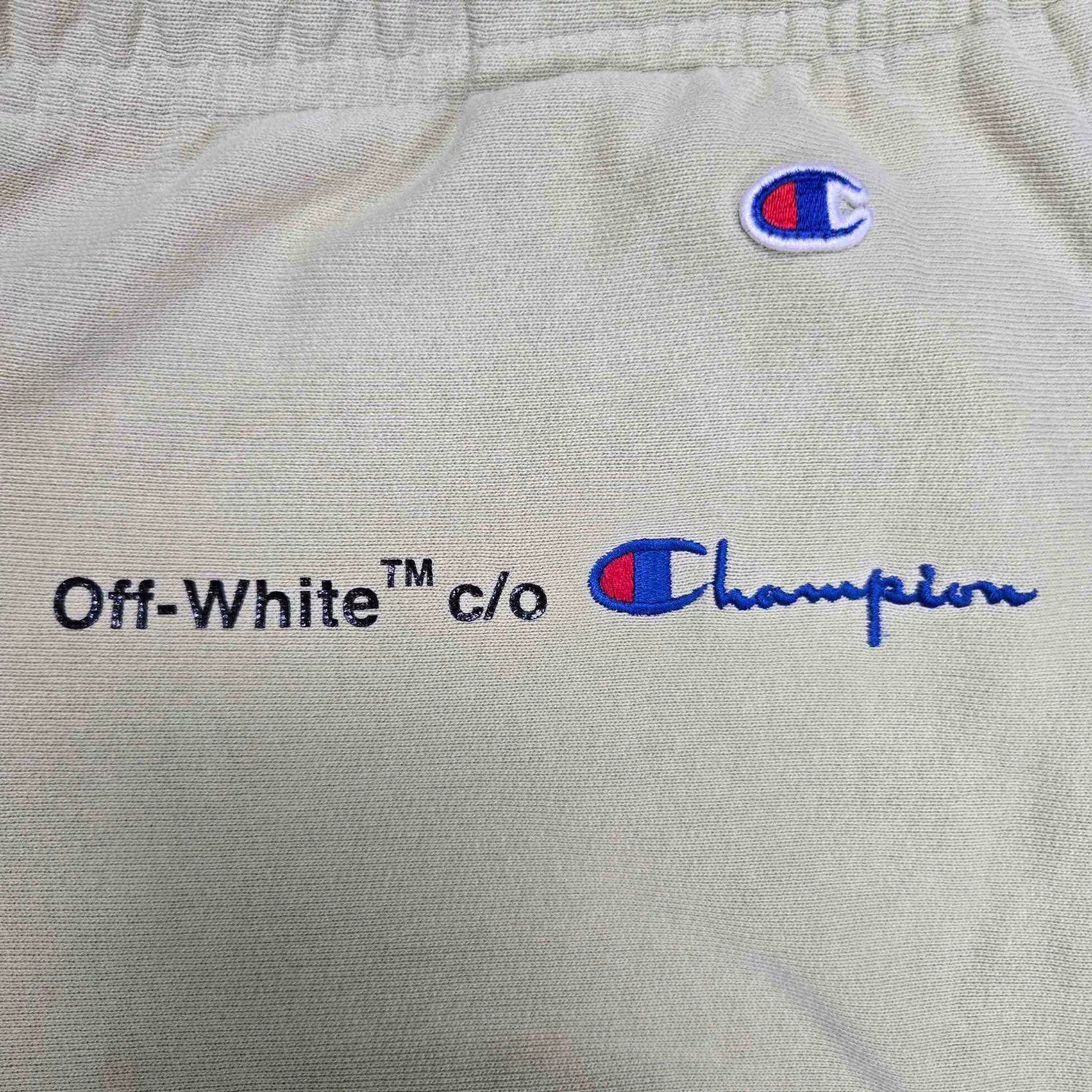 Off-White Off-White White Collab Designer Size US S / EU 44-46 / 1 - 3 Thumbnail