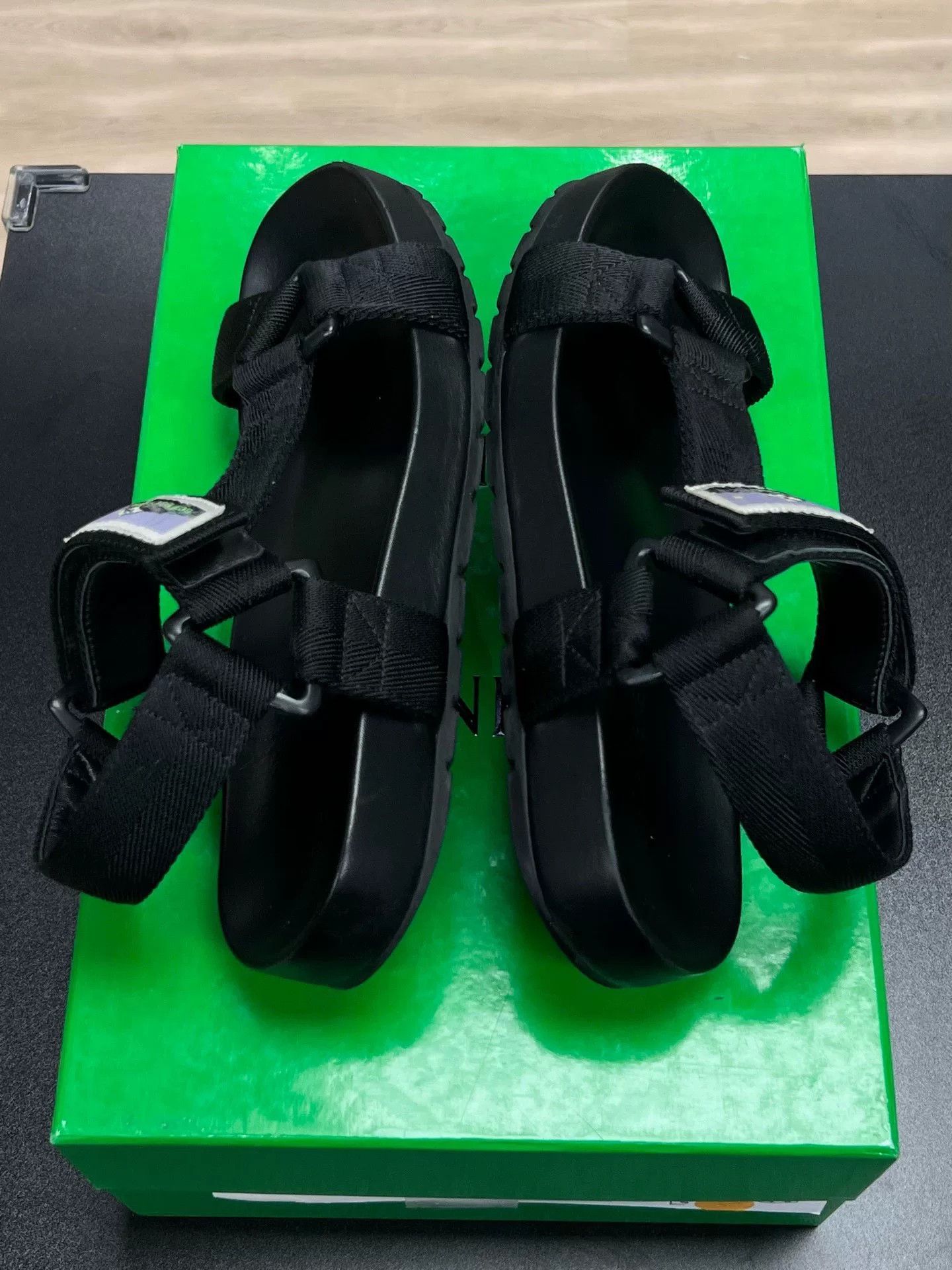 Bottega Veneta Bottega Veneta Black Shoes Low Top Size US 7 / EU 40 - 7 Thumbnail