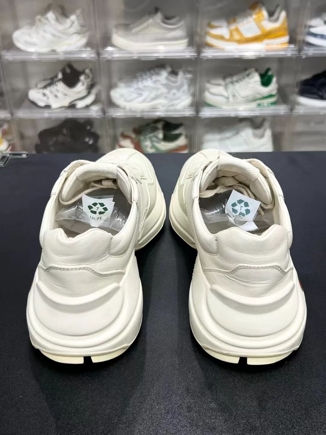 Gucci Gucci White Designer Casual Streetwear Size US S / EU 44-46 / 1 - 7 Thumbnail