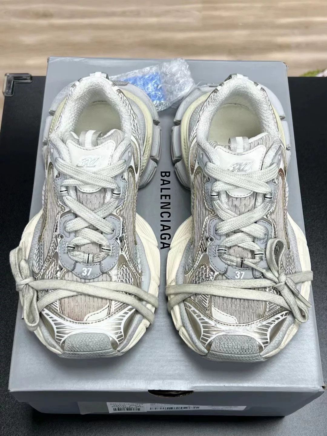 Balenciaga Balenciaga White Designer Casual Size US XXL / EU 58 / 5 - 3 Thumbnail