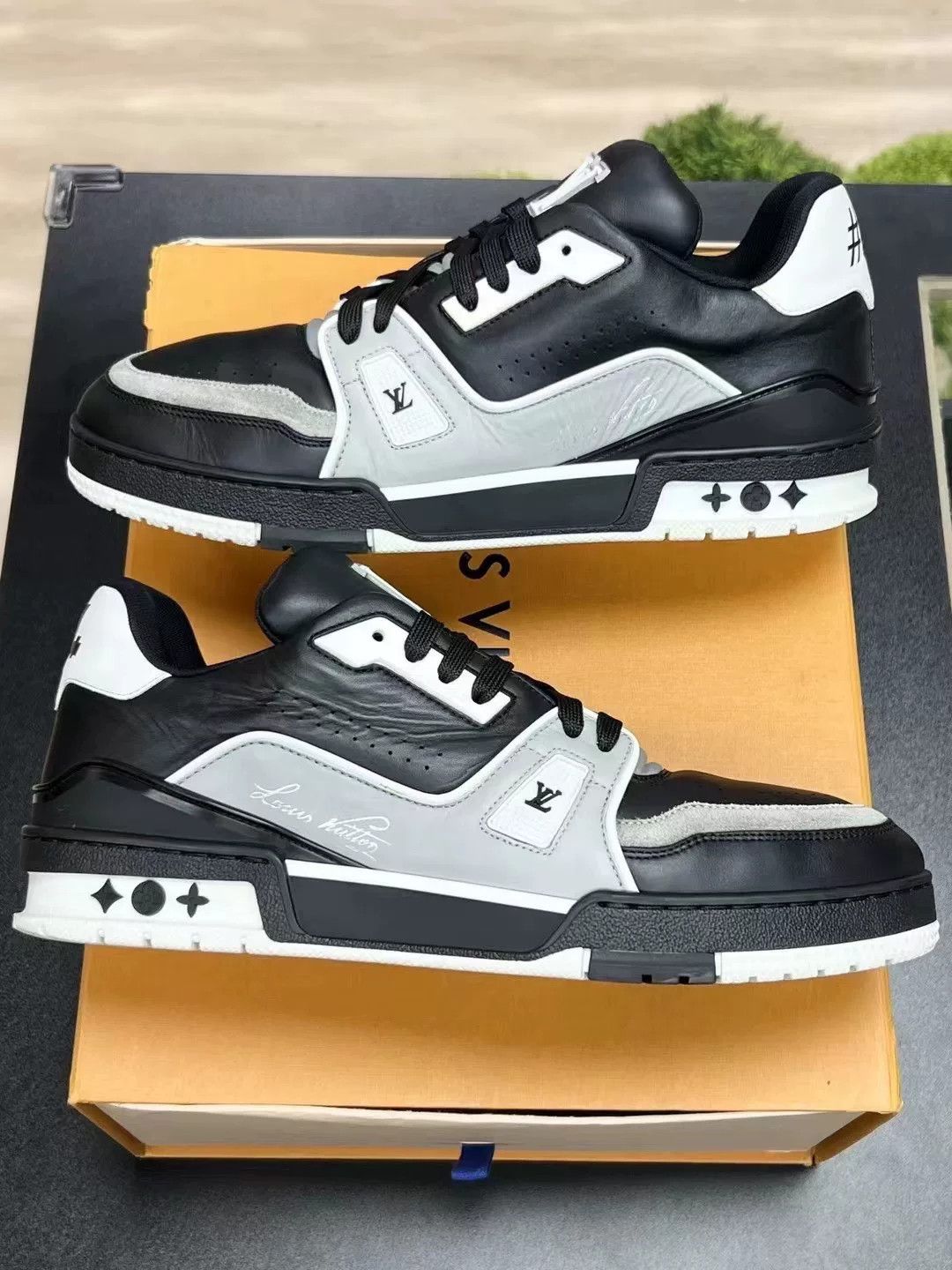 Louis Vuitton Louis Vuitton Gray Designer Casual Size US 11 / EU 44 - 5 Thumbnail