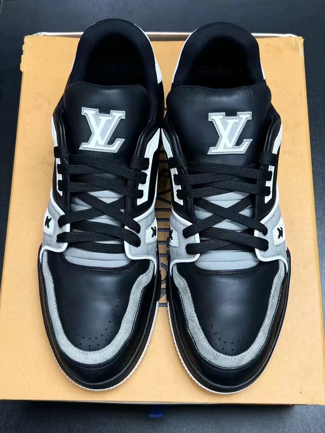 Louis Vuitton Louis Vuitton Gray Designer Casual Size US 11 / EU 44 - 3 Thumbnail
