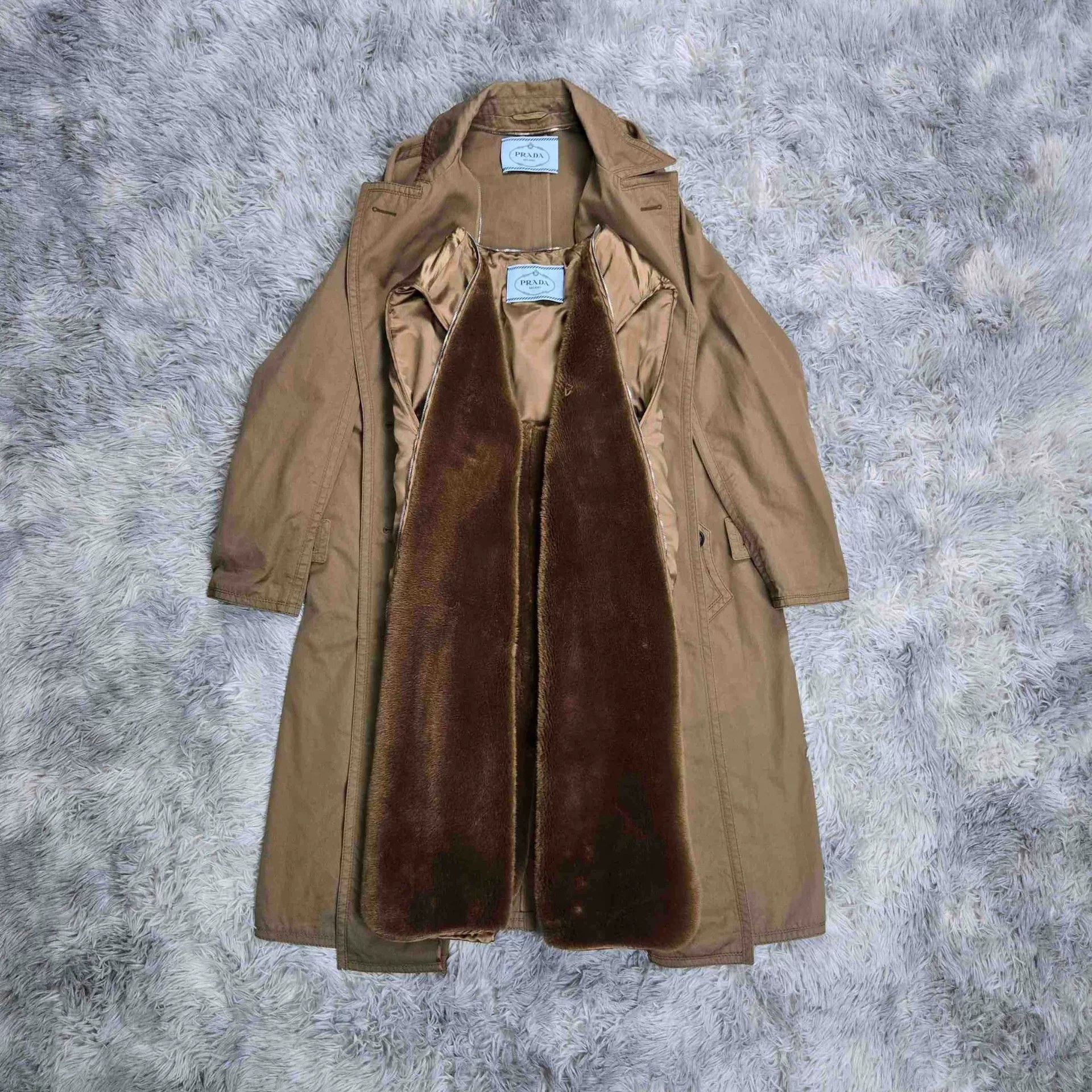 Prada Prada Beige Trench Coat Outerwear Size US S / EU 44-46 / 1 - 3 Thumbnail