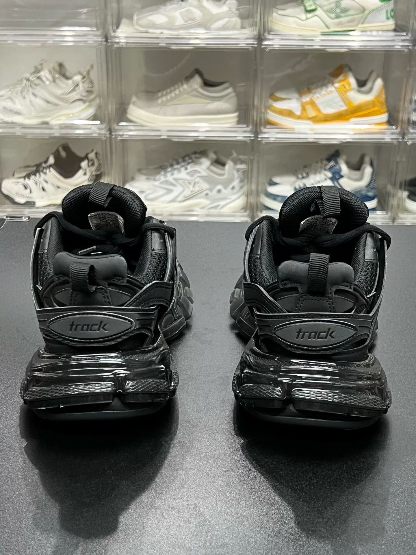 Balenciaga Balenciaga Black Designer Casual Size US S / EU 44-46 / 1 - 6 Thumbnail