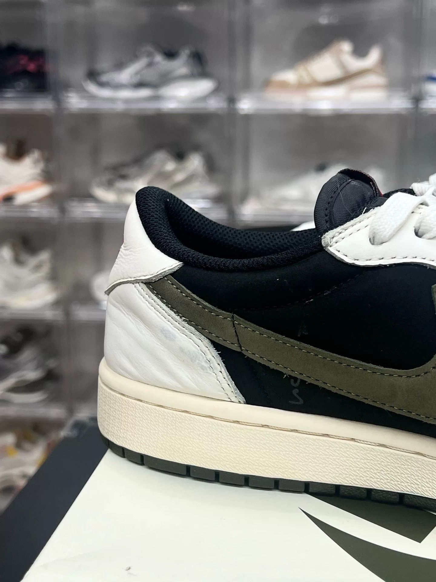 Nike Nike Green Designer Casual Streetwear Size US 10 / EU 43 - 6 Thumbnail