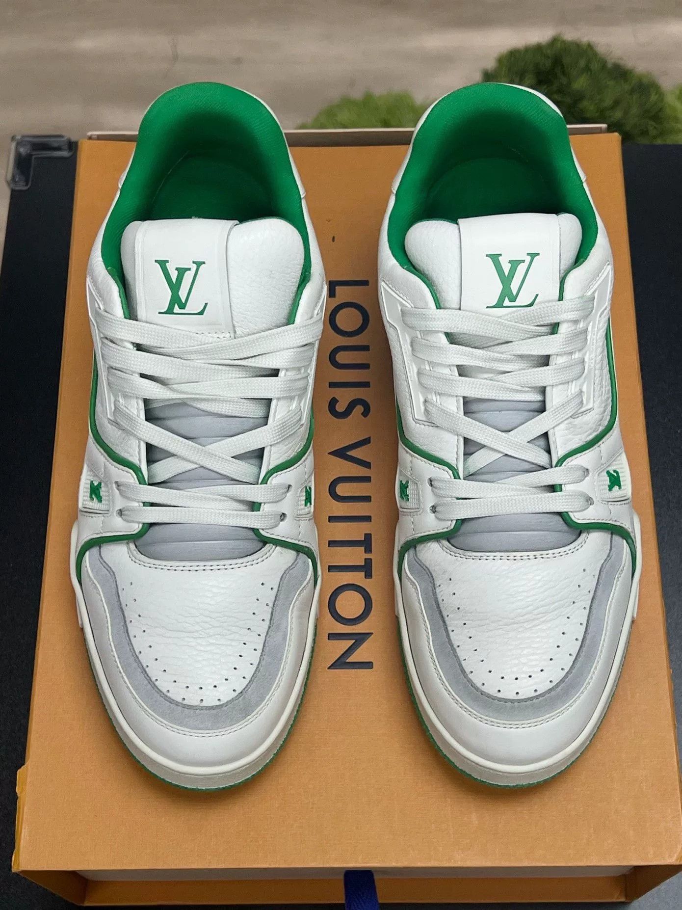 Louis Vuitton Louis Vuitton Green Designer Casual Size US S / EU 44-46 / 1 - 3 Thumbnail