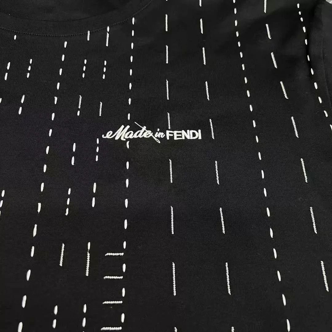 Fendi Fendi Black T-Shirt Casual Short Sleeve Size US S / EU 44-46 / 1 - 4 Thumbnail