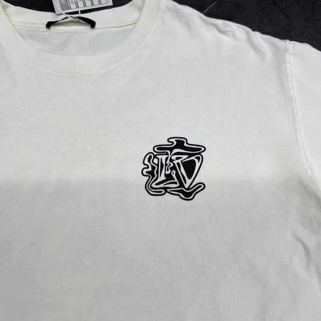 Louis Vuitton Louis Vuitton T-Shirt Casual Short Sleeve Size US S / EU 44-46 / 1 - 4 Thumbnail