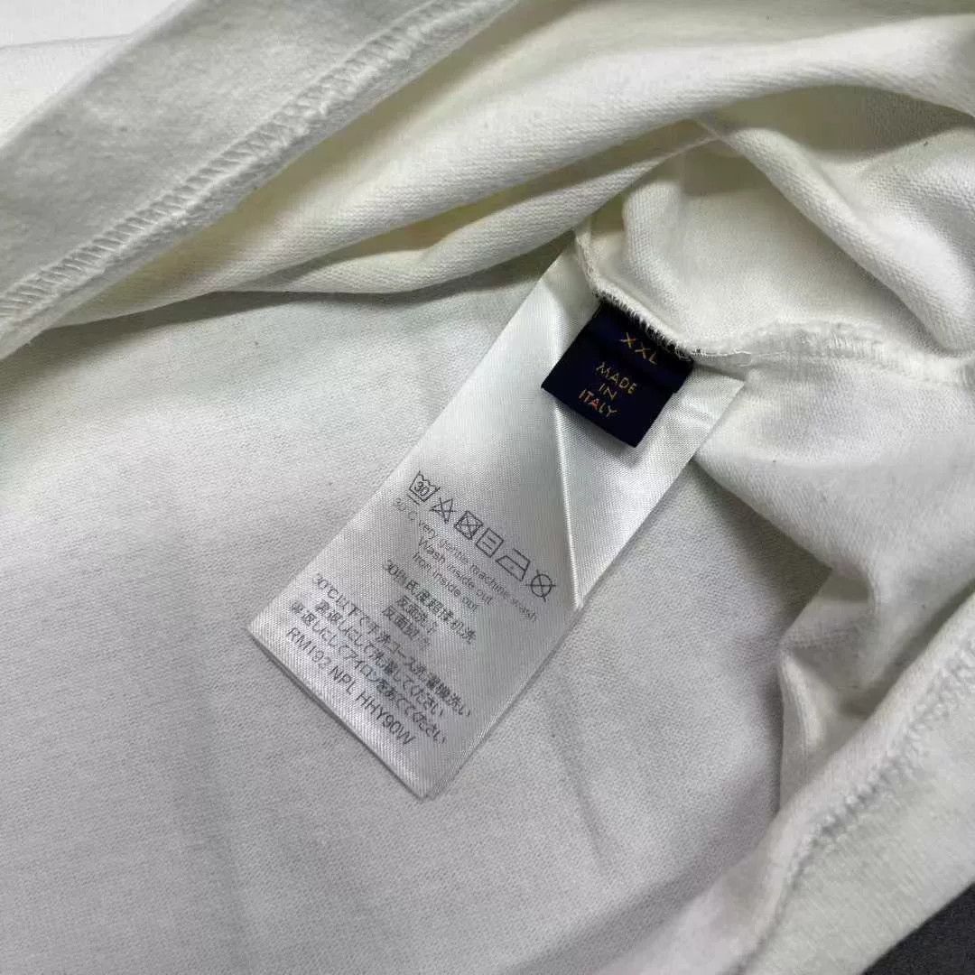 Louis Vuitton Louis Vuitton T-Shirt Casual Short Sleeve Size US S / EU 44-46 / 1 - 7 Thumbnail