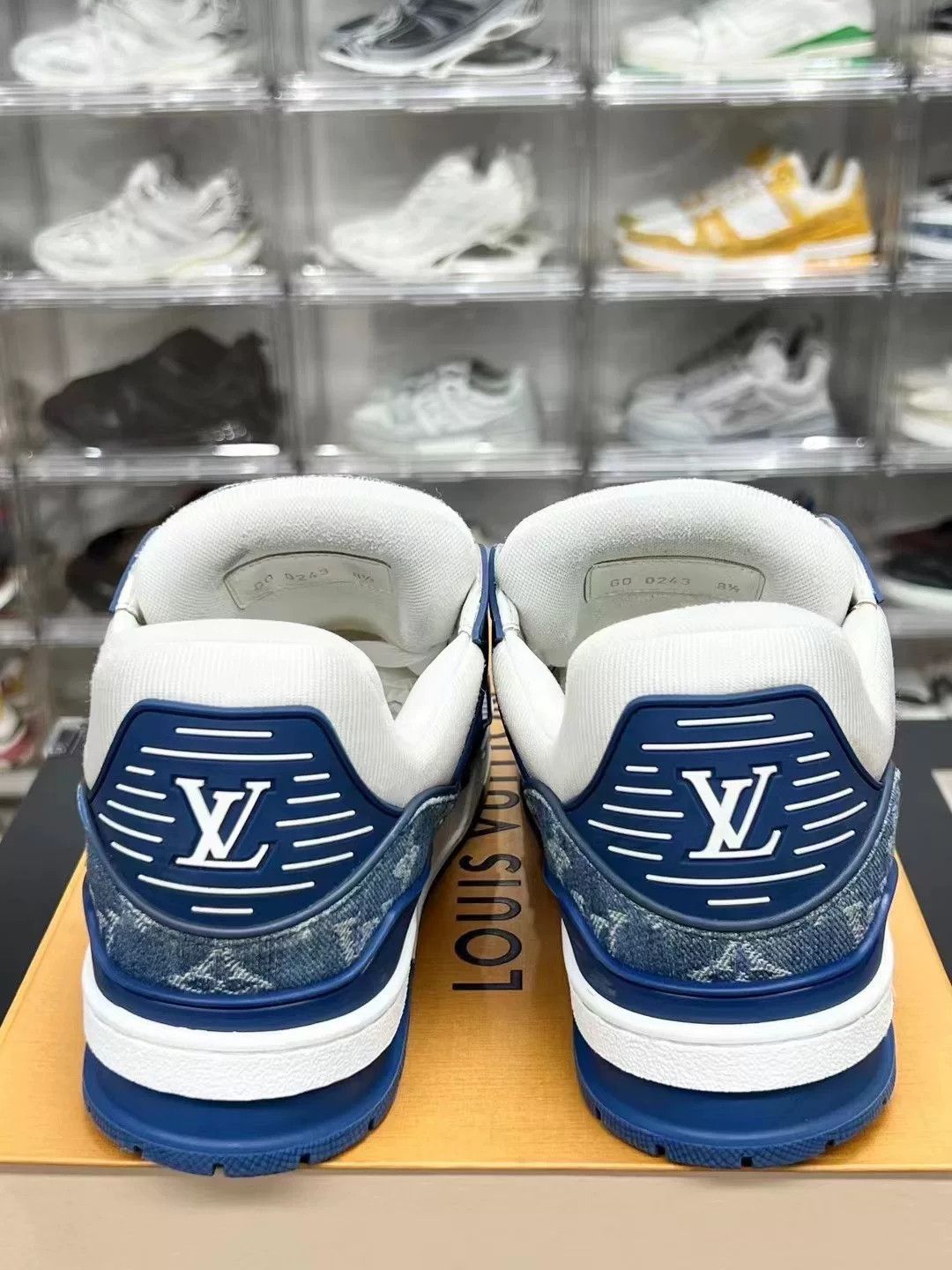 Louis Vuitton Louis Vuitton Blue Denim Designer Size US 36 / EU 52 - 7 Thumbnail