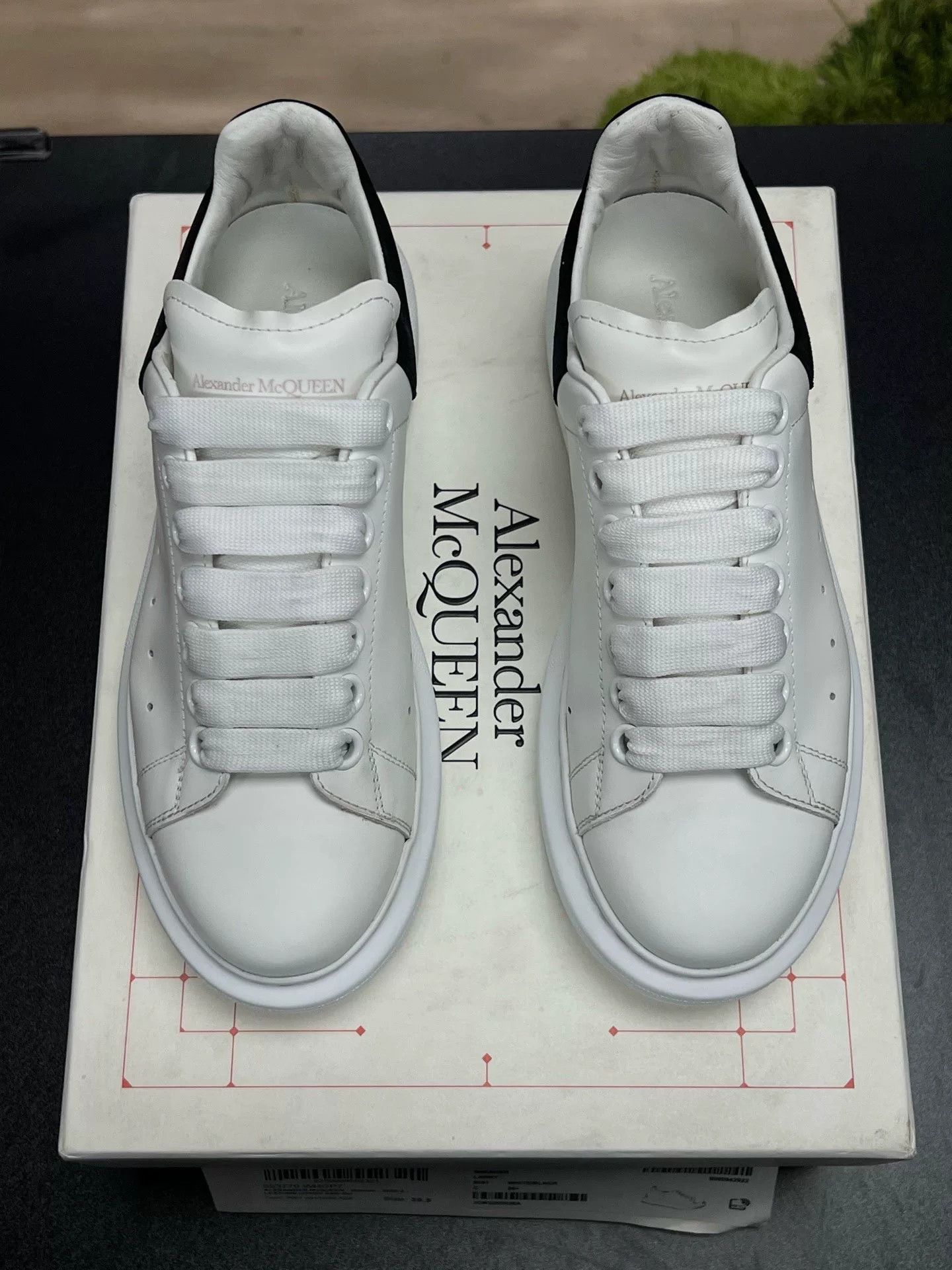 Alexander McQueen Alexander McQueen Black Shoes Low Top Size US 5 / EU 37 - 3 Thumbnail