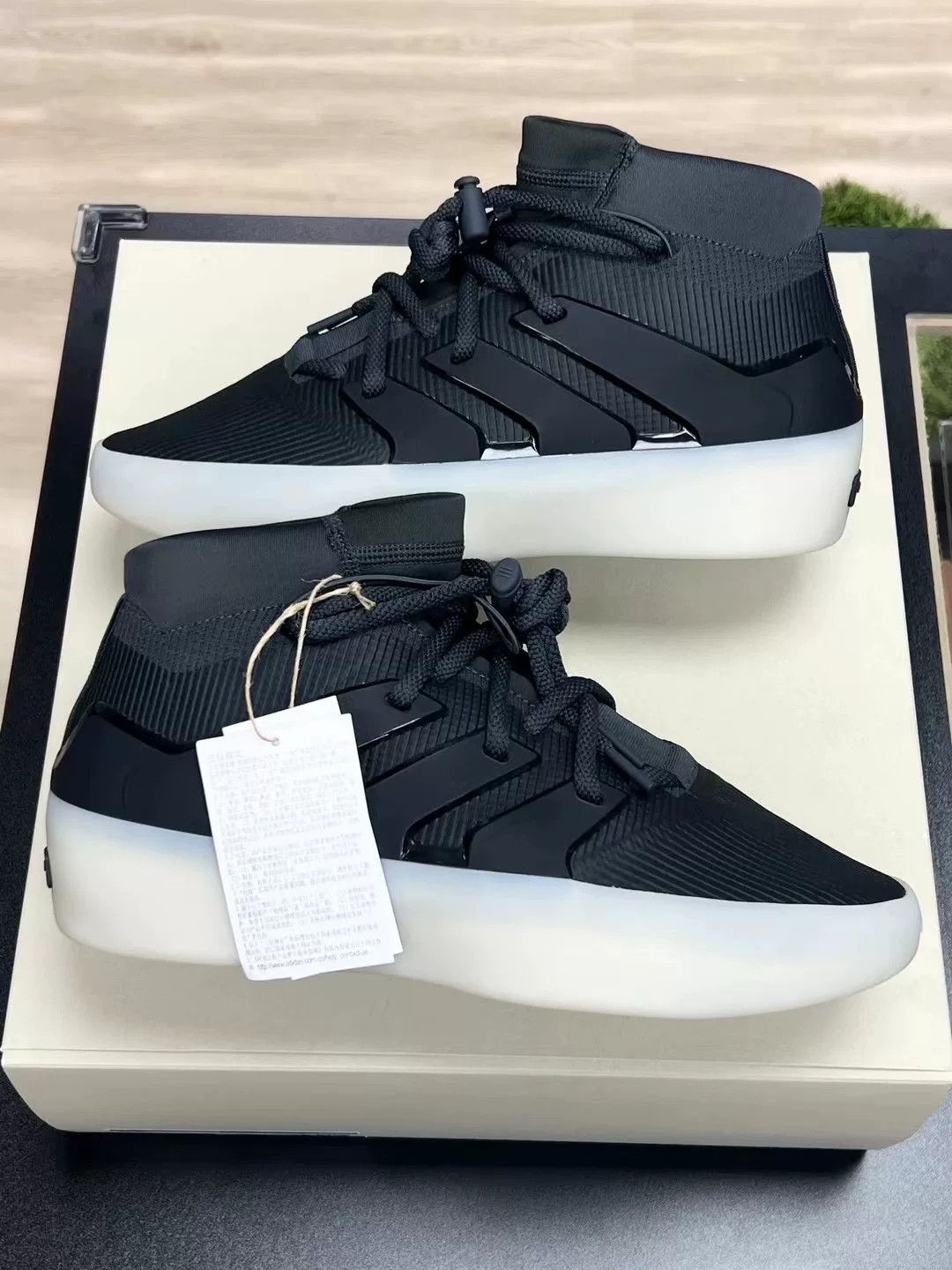Adidas Adidas Black Designer Casual Streetwear Size US 10 / EU 43 - 5 Thumbnail