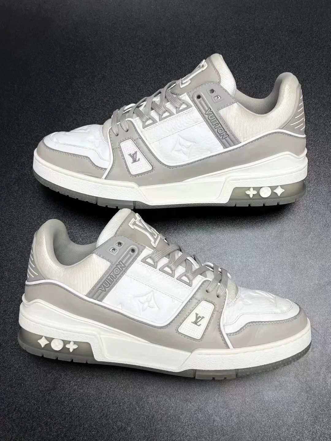 Louis Vuitton Louis Vuitton White Designer Casual Size US S / EU 44-46 / 1 - 5 Thumbnail