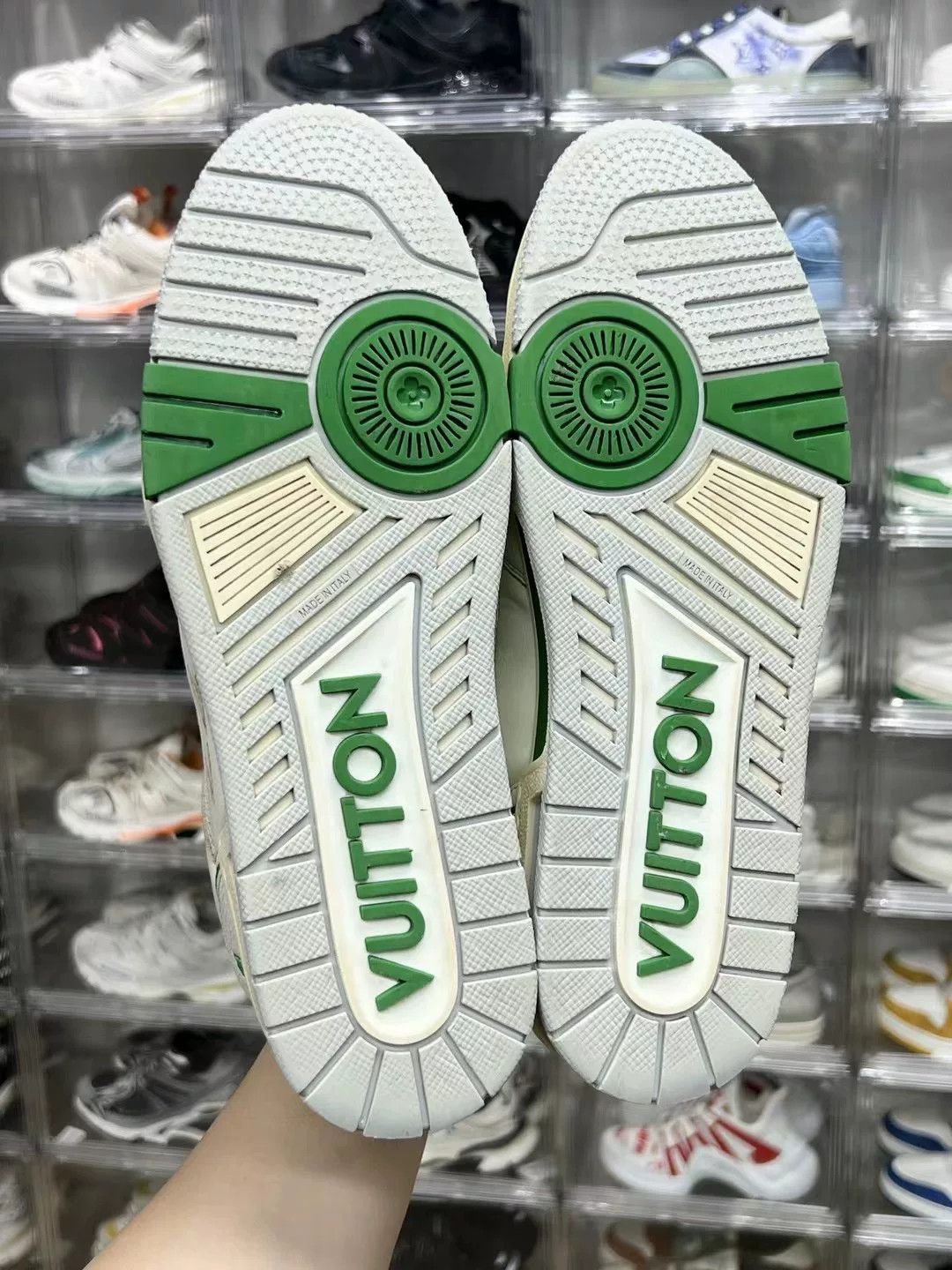 Louis Vuitton Louis Vuitton Green Velcro Designer Size US S / EU 44-46 / 1 - 8 Thumbnail