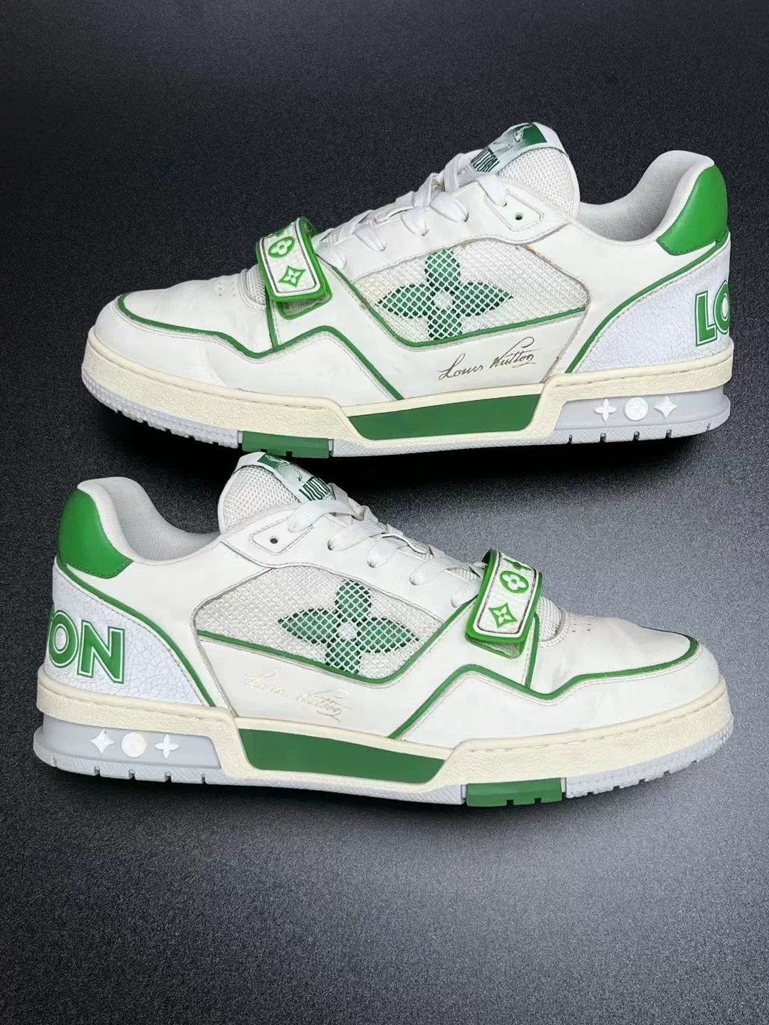Louis Vuitton Louis Vuitton Green Velcro Designer Size US S / EU 44-46 / 1 - 5 Thumbnail
