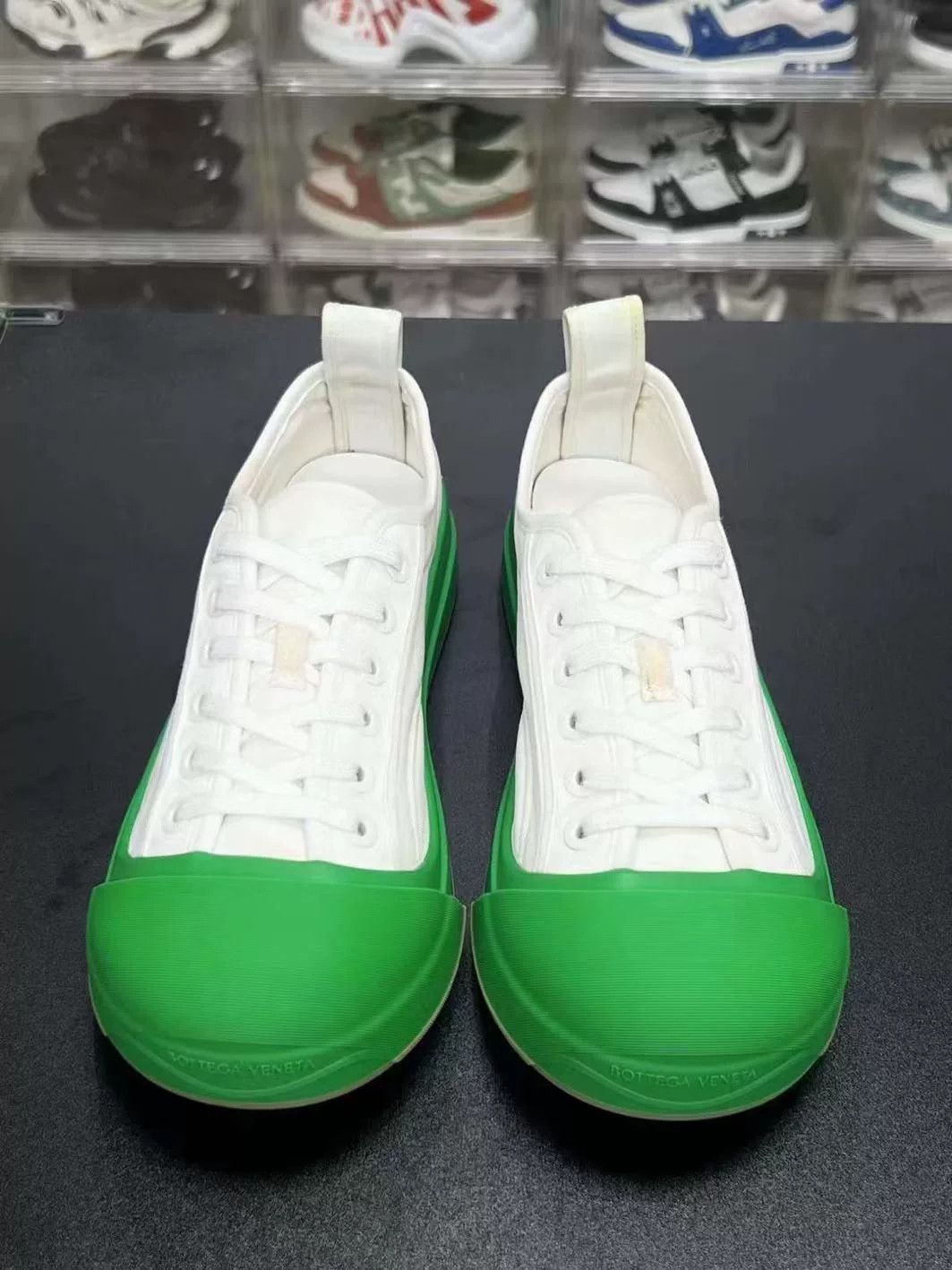 Bottega Veneta Bottega Veneta Green Shoes Low Top Size US 10 / EU 43 - 2 Thumbnail