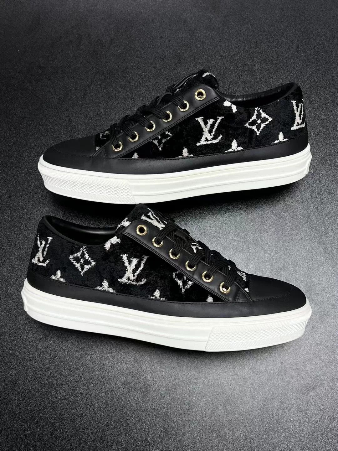 Louis Vuitton Louis Vuitton Black Shoes Low Top Size US 5 / IT 35 - 5 Thumbnail