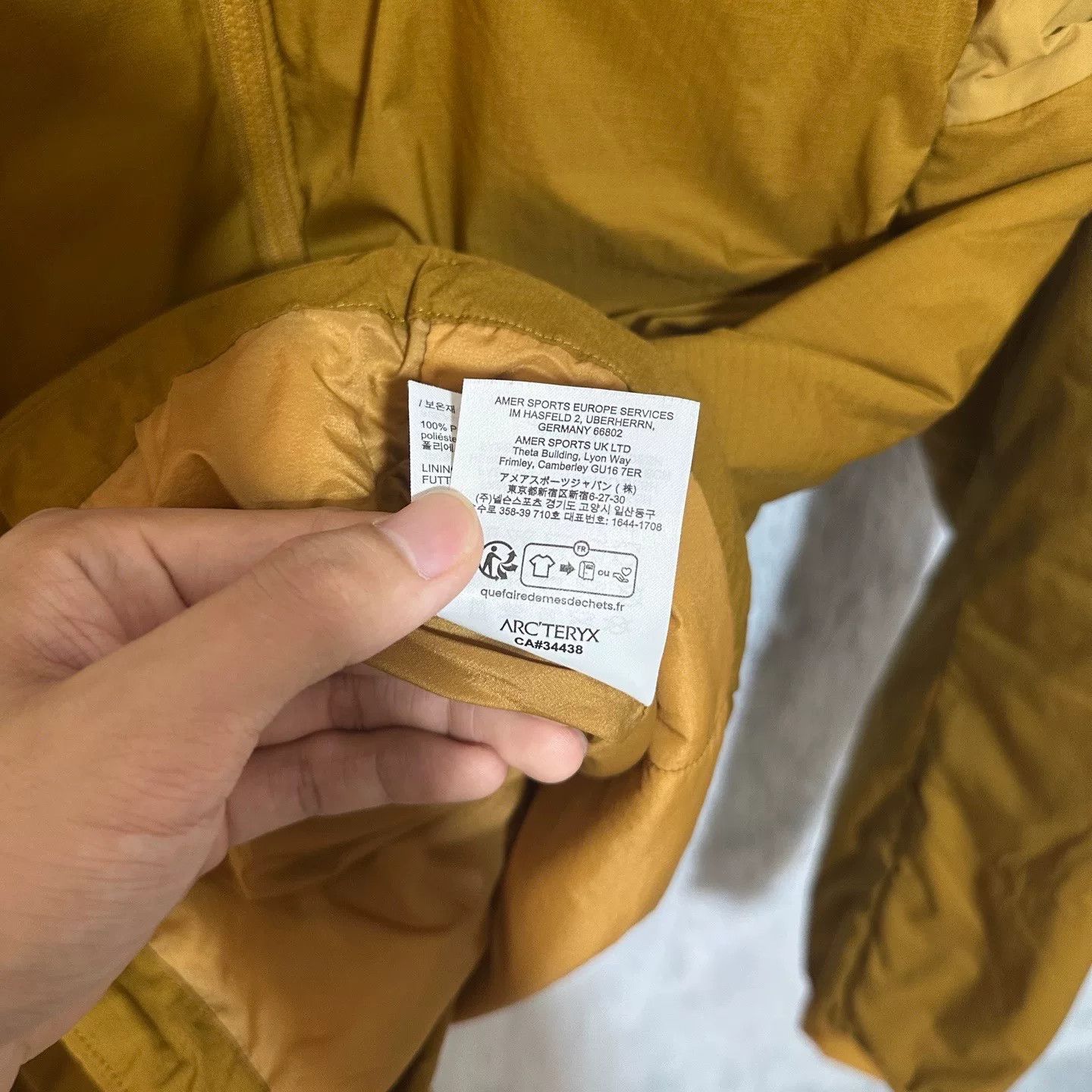 Arc'teryx Arc'teryx Yellow Designer Casual Size US M / EU 48-50 / 2 - 6 Thumbnail