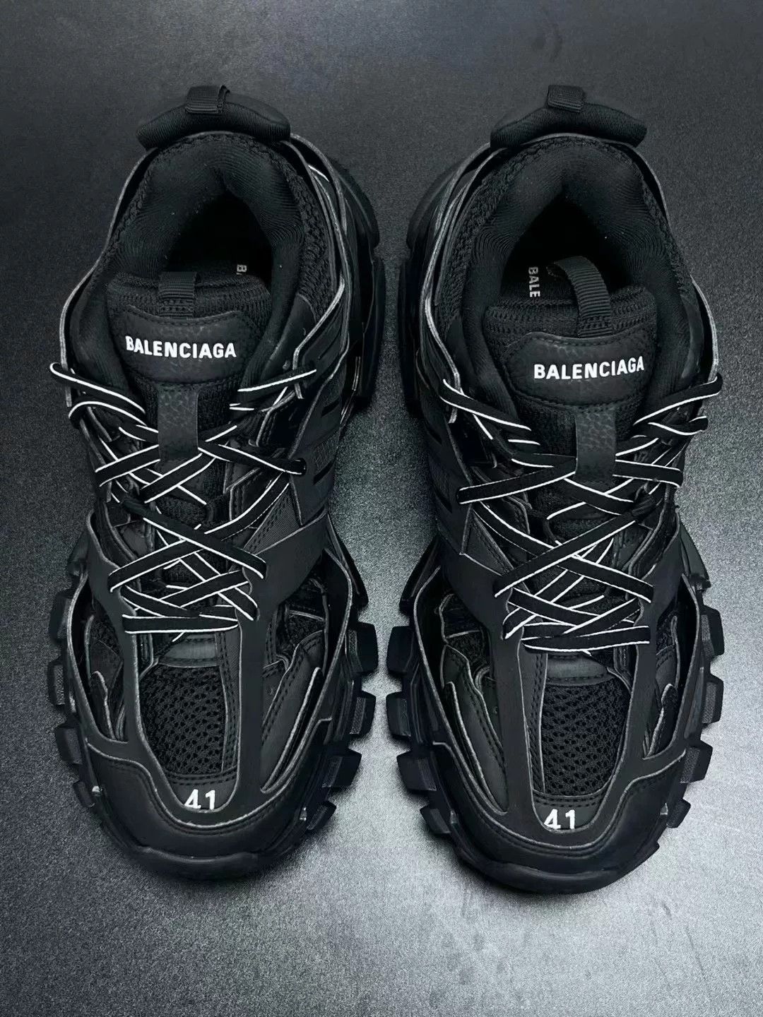 Balenciaga Balenciaga Black Designer Casual Size US S / EU 44-46 / 1 - 3 Thumbnail