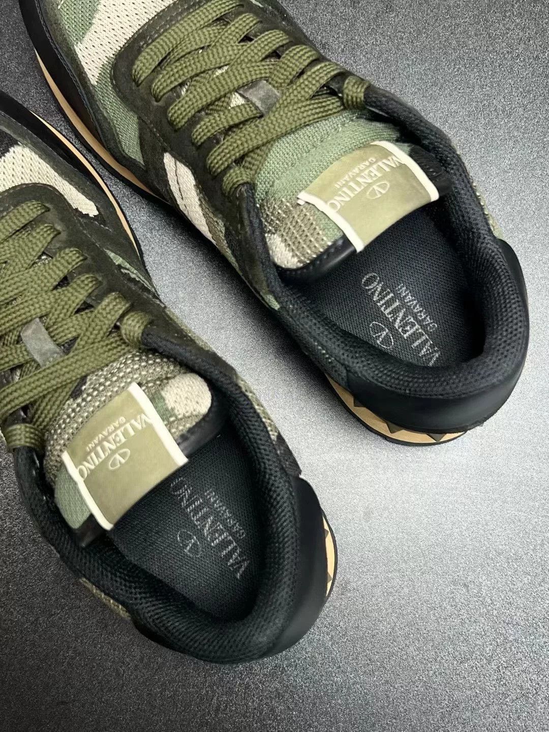 Valentino Valentino Camo Sneakers Low Top Size US 10 / EU 43 - 4 Thumbnail