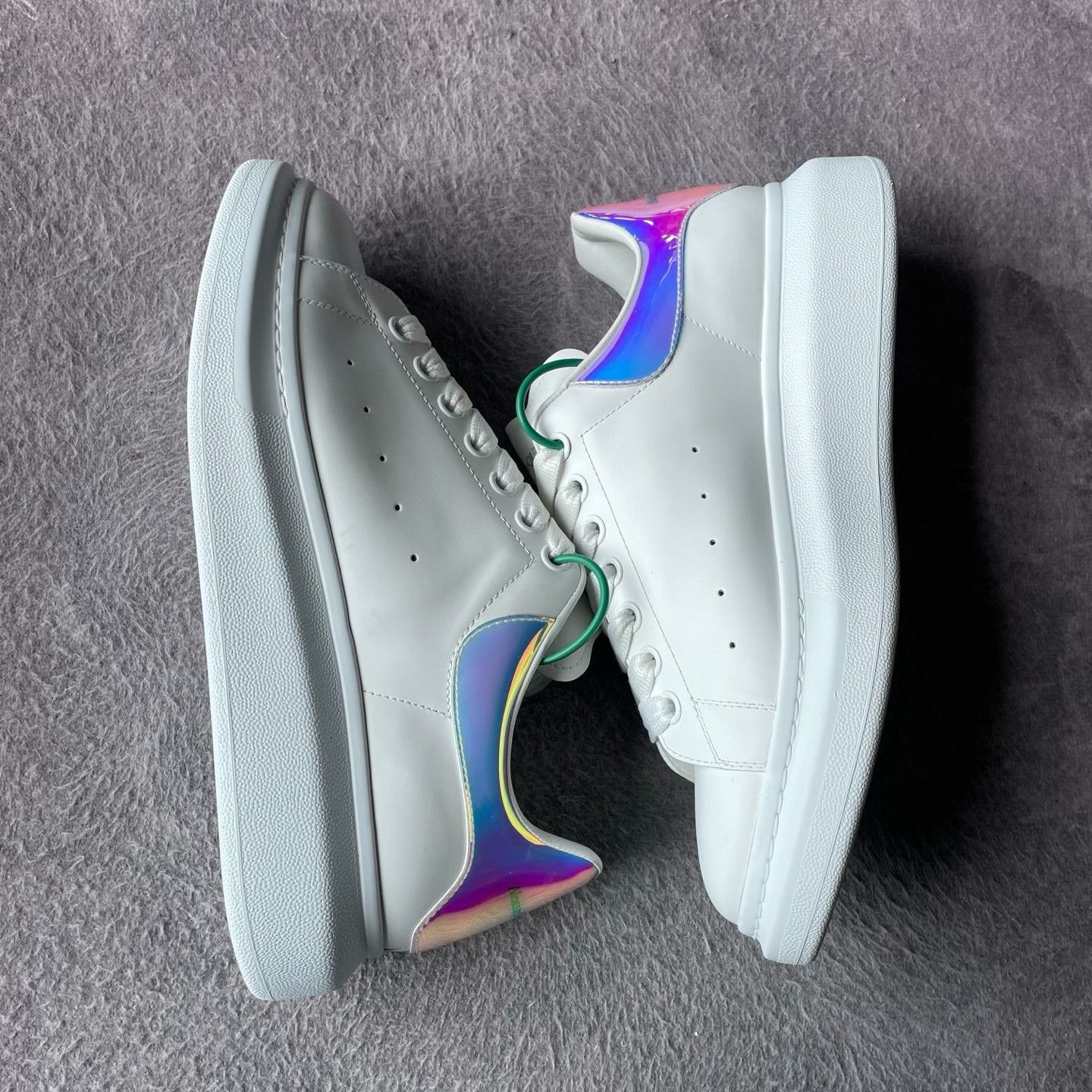 Alexander McQueen Alexander McQueen Laser White Lowtop Sneakers 43 Men Size US 10 / EU 43 - 7 Thumbnail