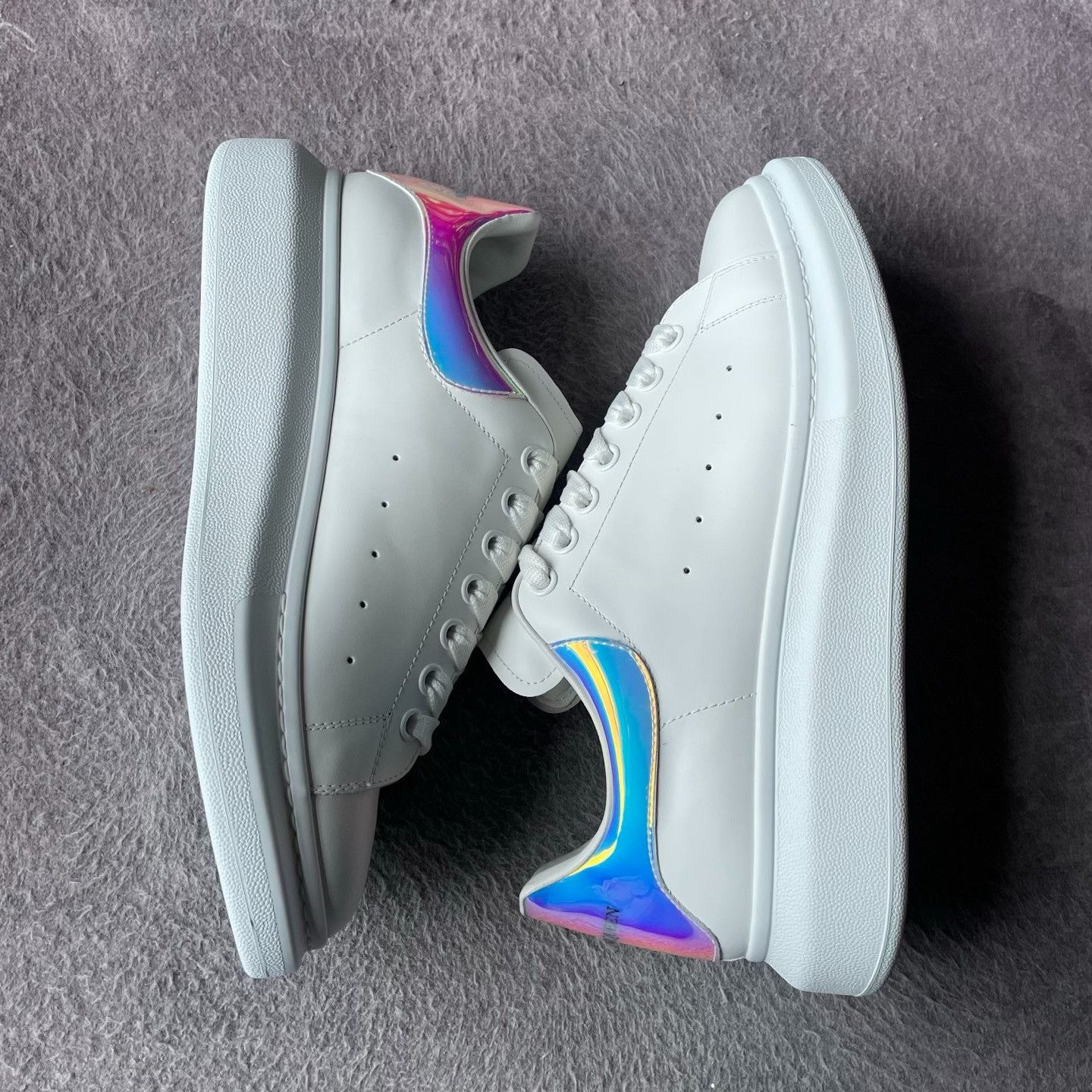 Alexander McQueen Alexander McQueen Laser White Lowtop Sneakers 43 Men Size US 10 / EU 43 - 8 Thumbnail