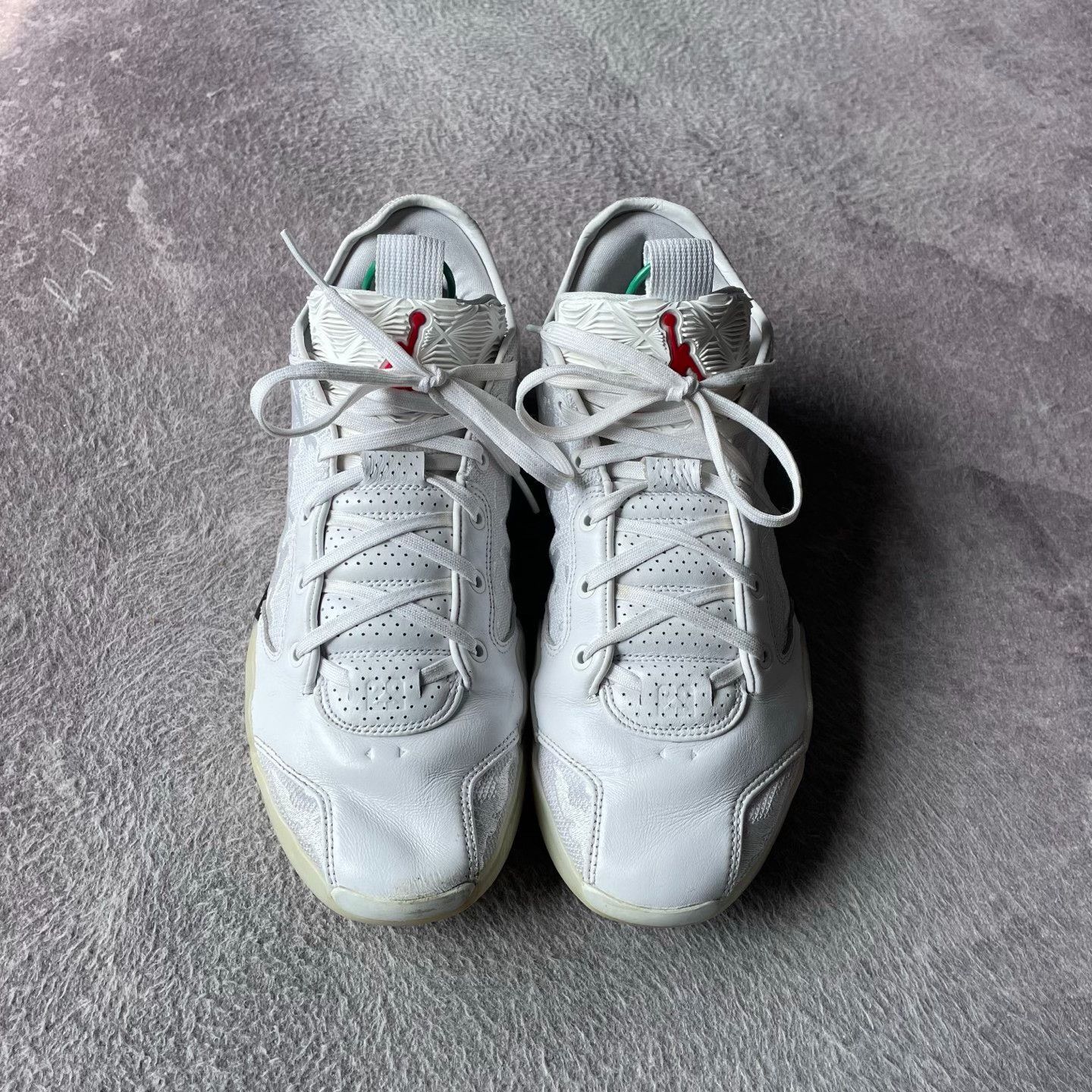 Nike Nike White Lowtop Sneakers 39 Men Size US 6.5 / EU 39-40 - 2 Thumbnail