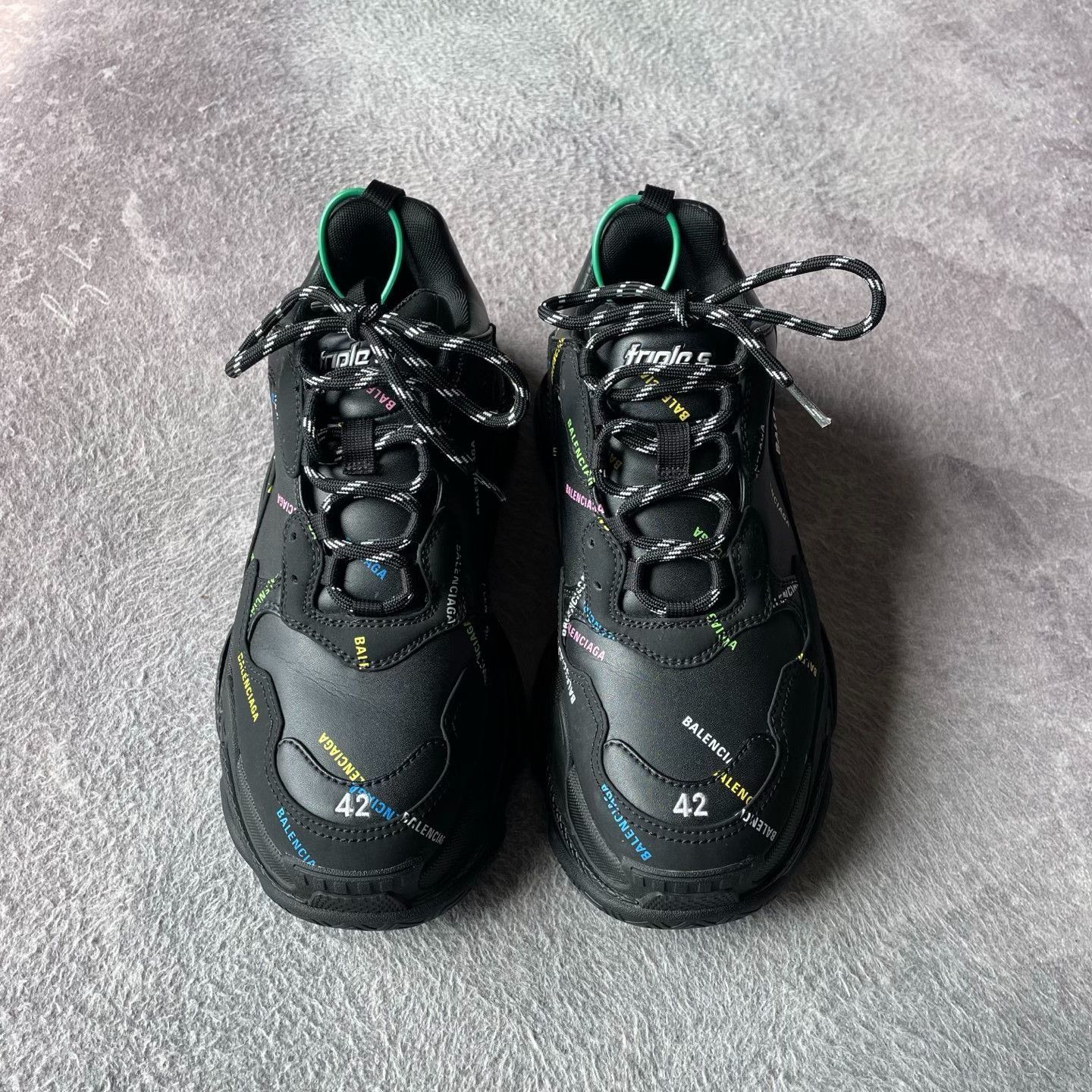 Balenciaga Balenciaga Black Lowtop Sneakers S Men Size US 10 / EU 43 - 2 Thumbnail