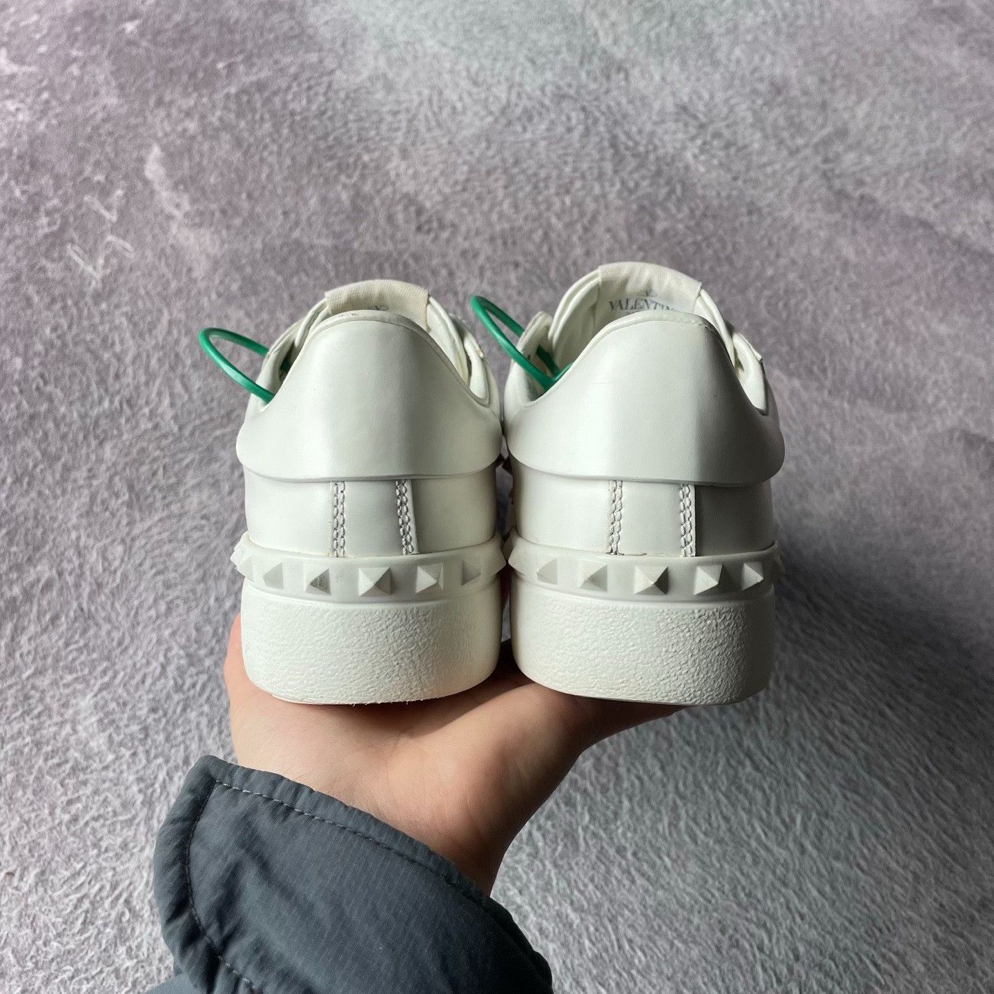 Valentino Valentino White Lowtop Sneakers S Women Size US 6 / IT 36 - 3 Thumbnail