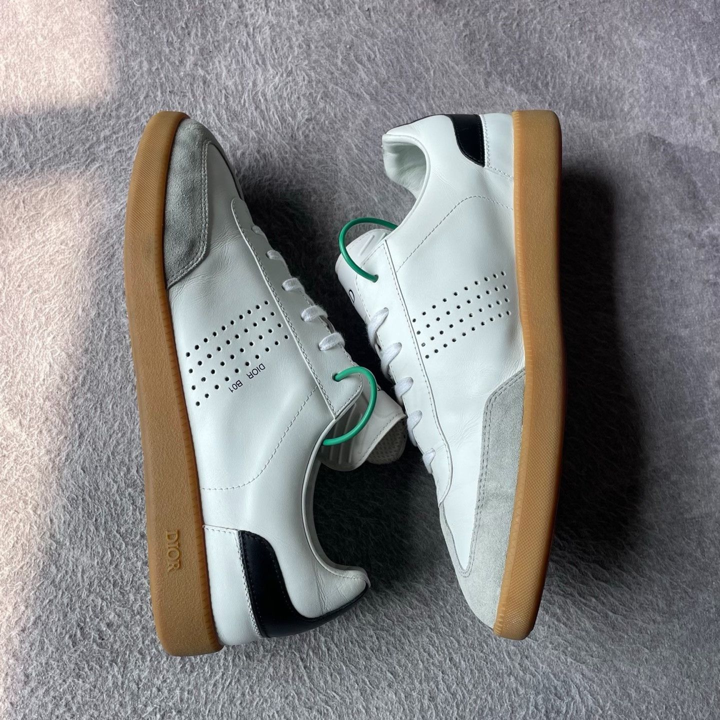 Dior Dior White Lowtop Sneakers 42 Men Size US 9 / EU 42 - 8 Thumbnail