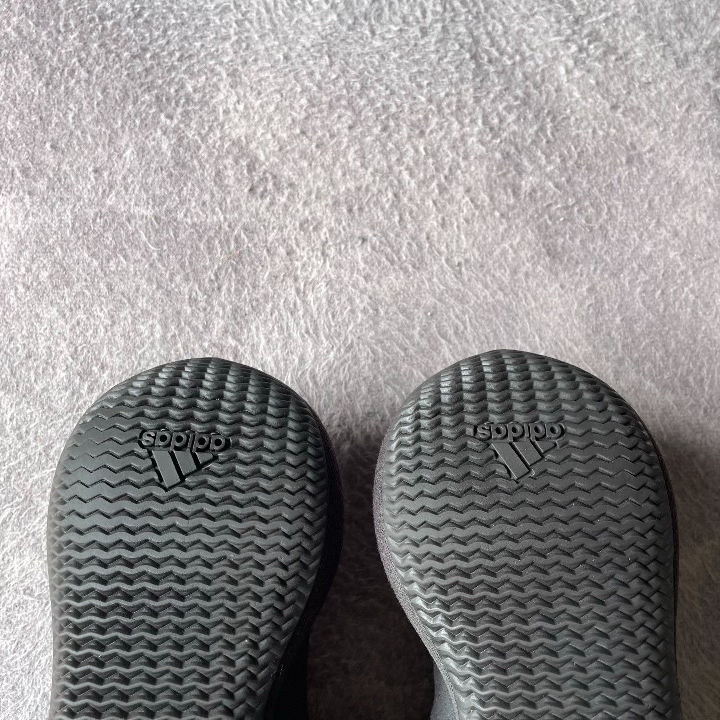 Yeezy Yeezy Running Black Lowtop Sneakers 40 Men Size US 7.5 / EU 40-41 - 5 Thumbnail