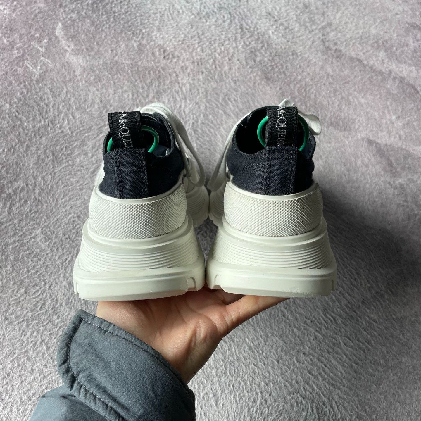 Alexander McQueen Alexander McQueen White Hitop Sneakers 38 Men Size US 6 / EU 39 - 3 Thumbnail