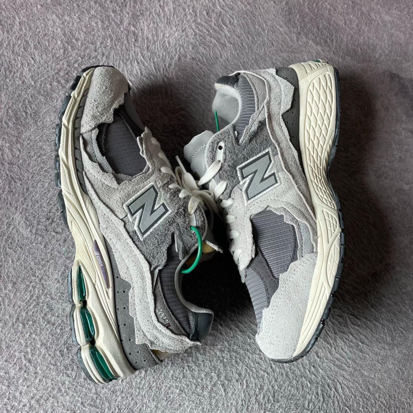 New Balance New Balance Gray Lowtop Sneakers M Men Size US 10 / EU 43 - 7 Thumbnail