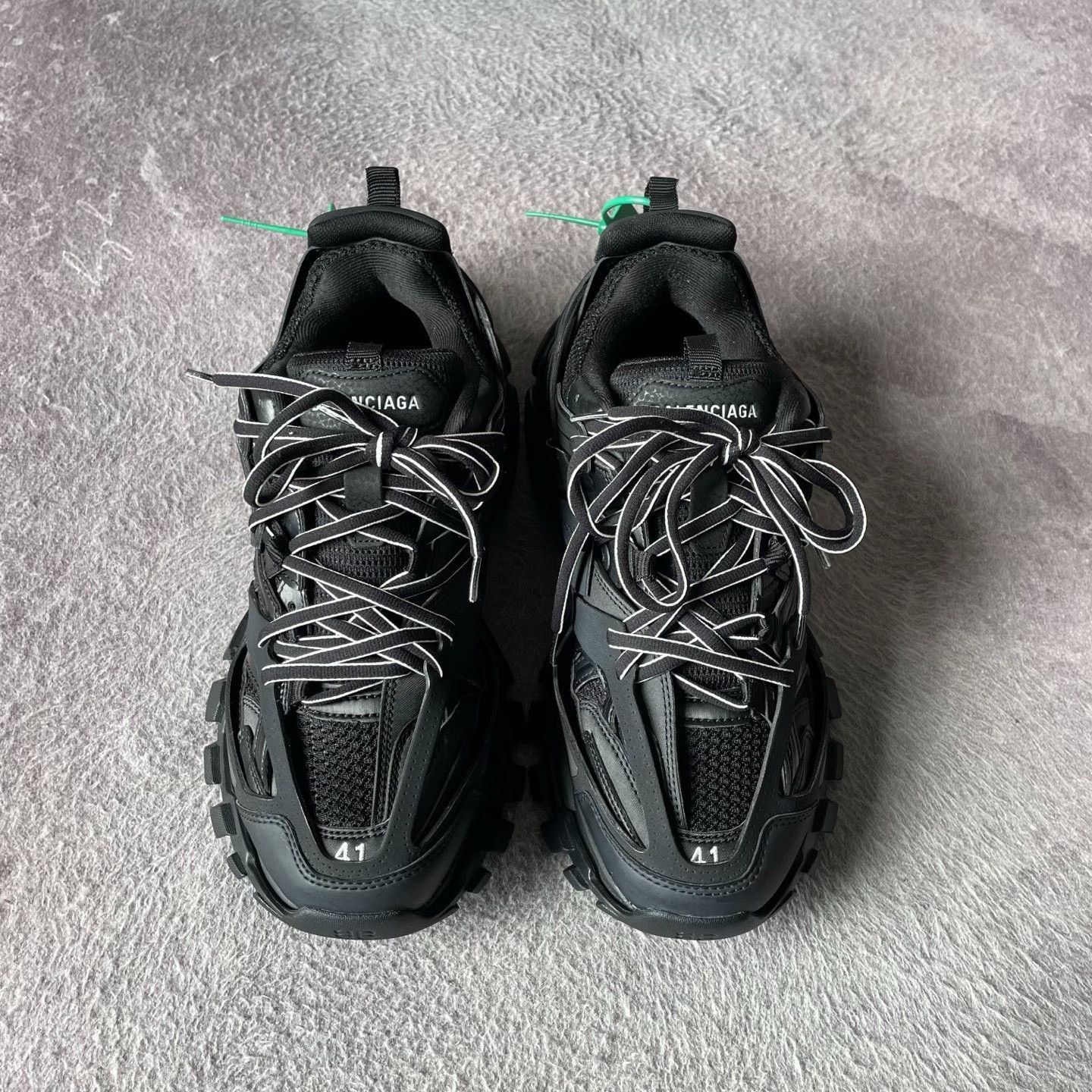 Balenciaga Balenciaga Black Lowtop Sneakers 41 Men Size US 8.5 / EU 41-42 - 2 Thumbnail