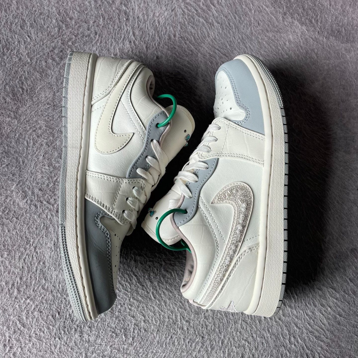 Nike Nike White Lowtop Sneakers 38 Men Size US 6 / EU 39 - 8 Thumbnail