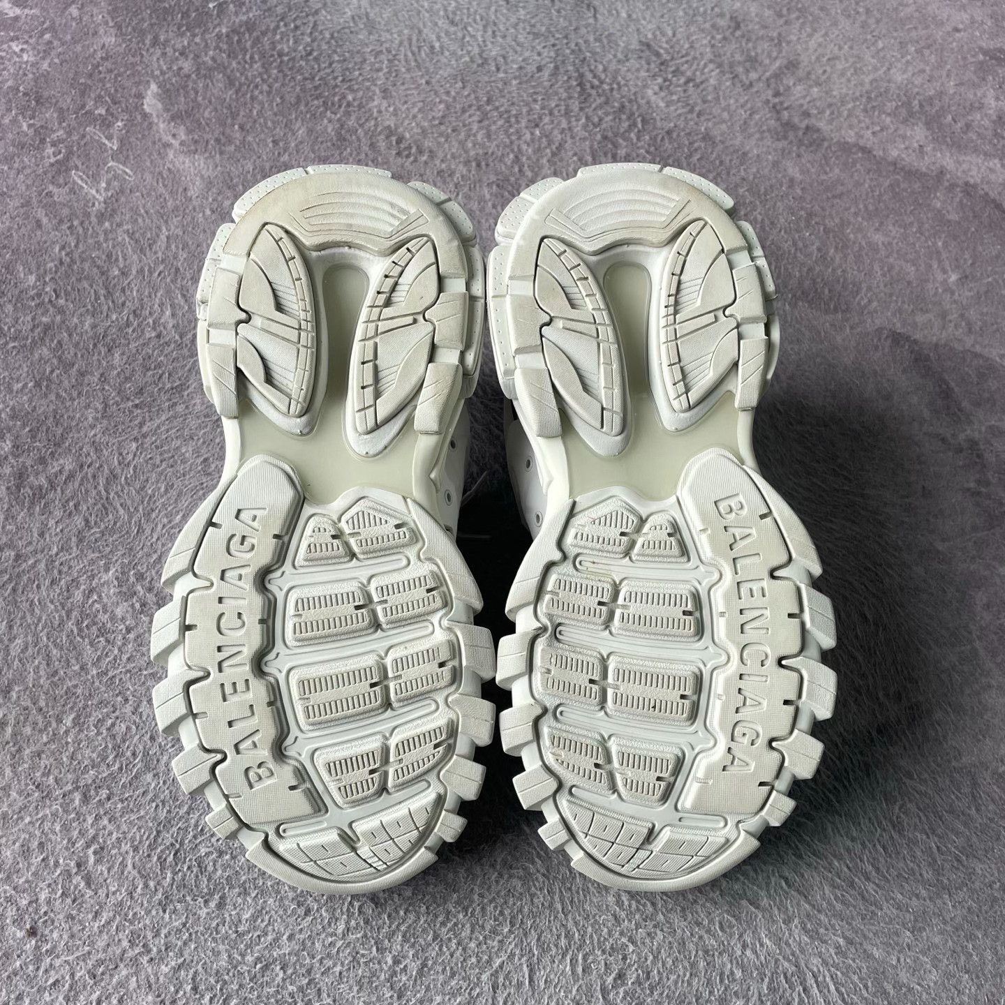 Balenciaga Balenciaga White Lowtop Sneakers 40 Men Size US 7.5 / EU 40-41 - 4 Thumbnail