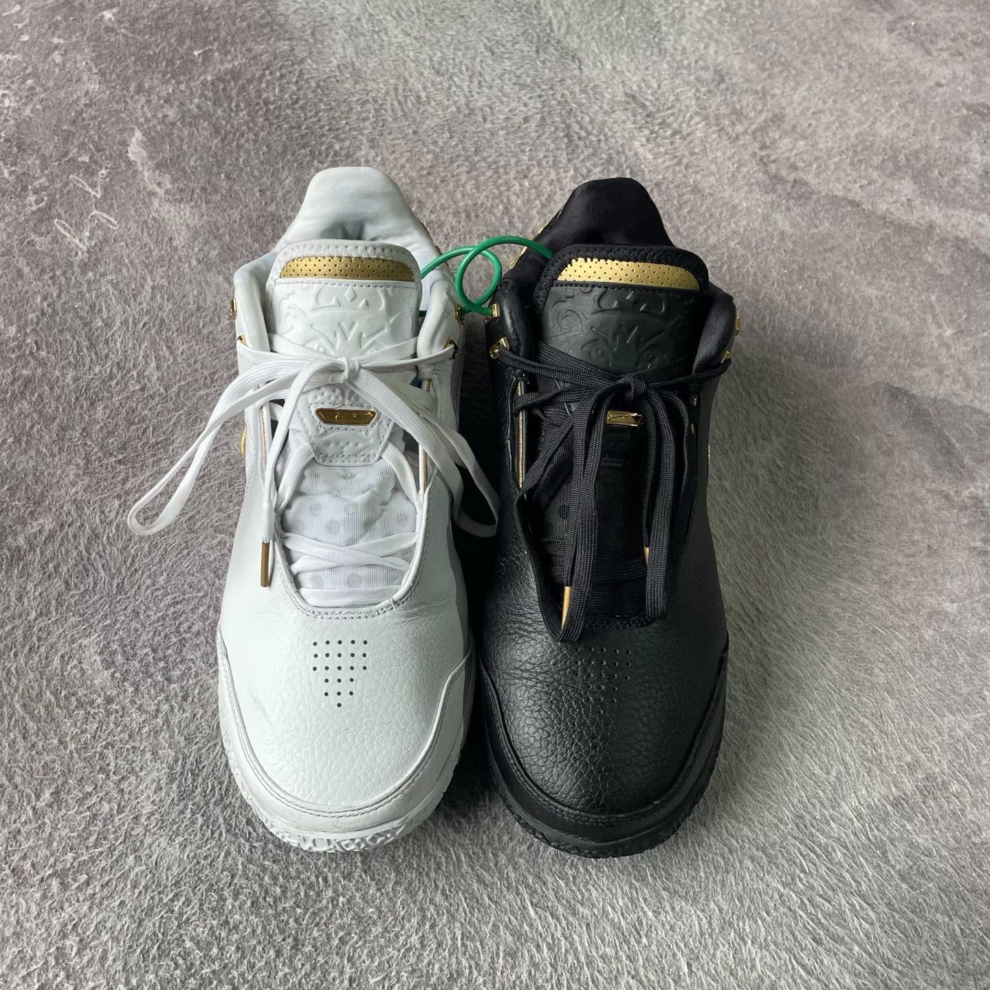 Nike Nike Black Lowtop Sneakers 45 Men Size US 11.5 / EU 44-45 - 2 Thumbnail