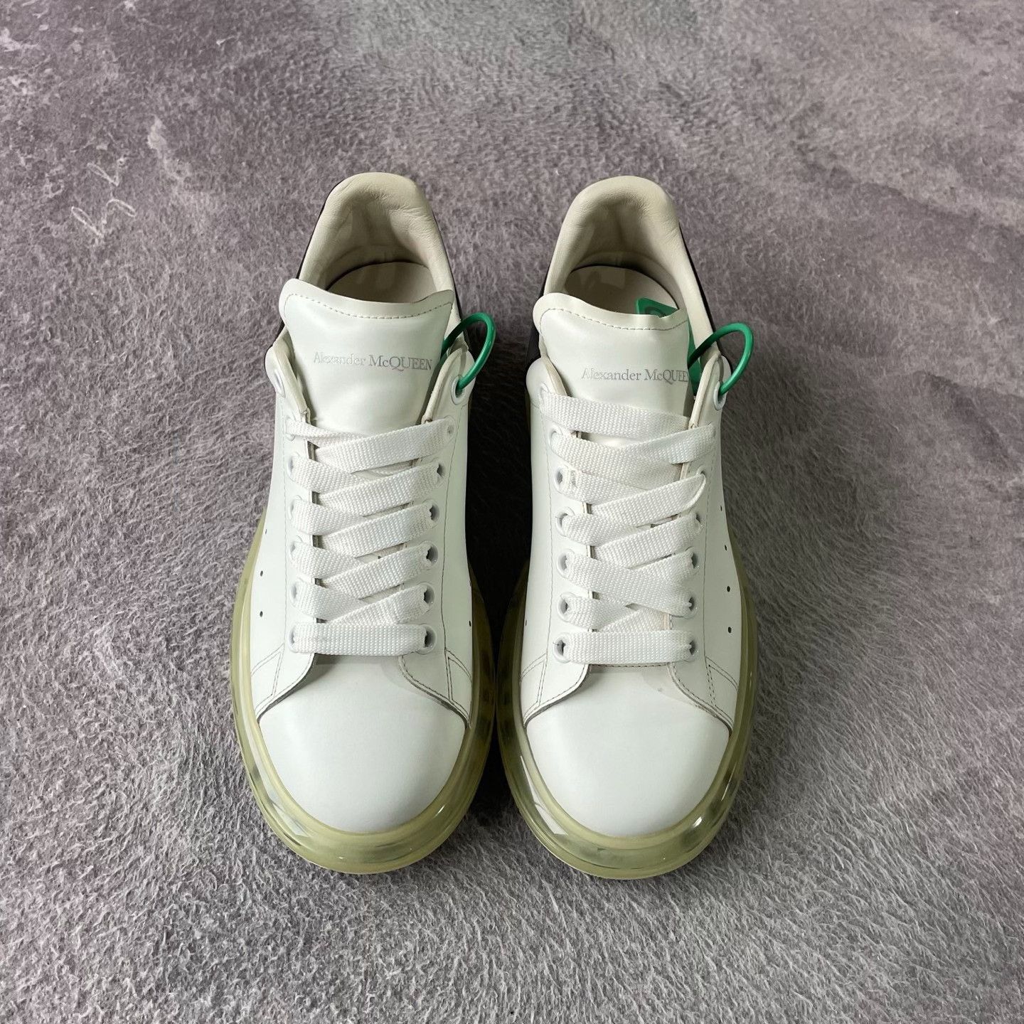 Alexander McQueen Alexander McQueen White Lowtop Sneakers 41 Men Size US 8.5 / EU 41-42 - 2 Thumbnail