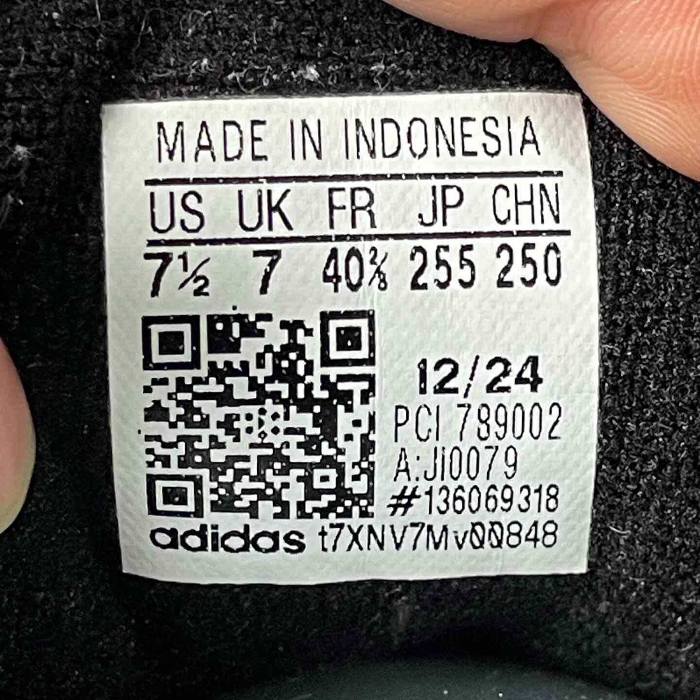 Adidas Adidas Black Lowtop Sneakers 40 Men Size US 7.5 / EU 40-41 - 5 Thumbnail