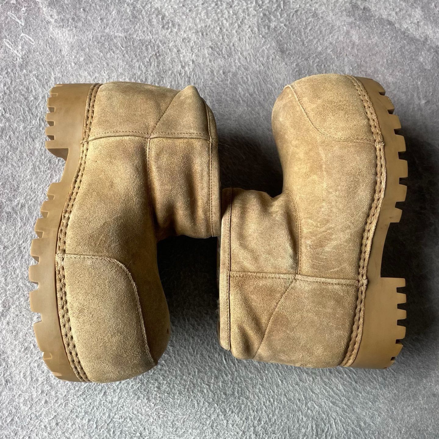 Balenciaga Balenciaga Fur Brown Boots 24 Women Size US 8 / IT 38 - 7 Thumbnail