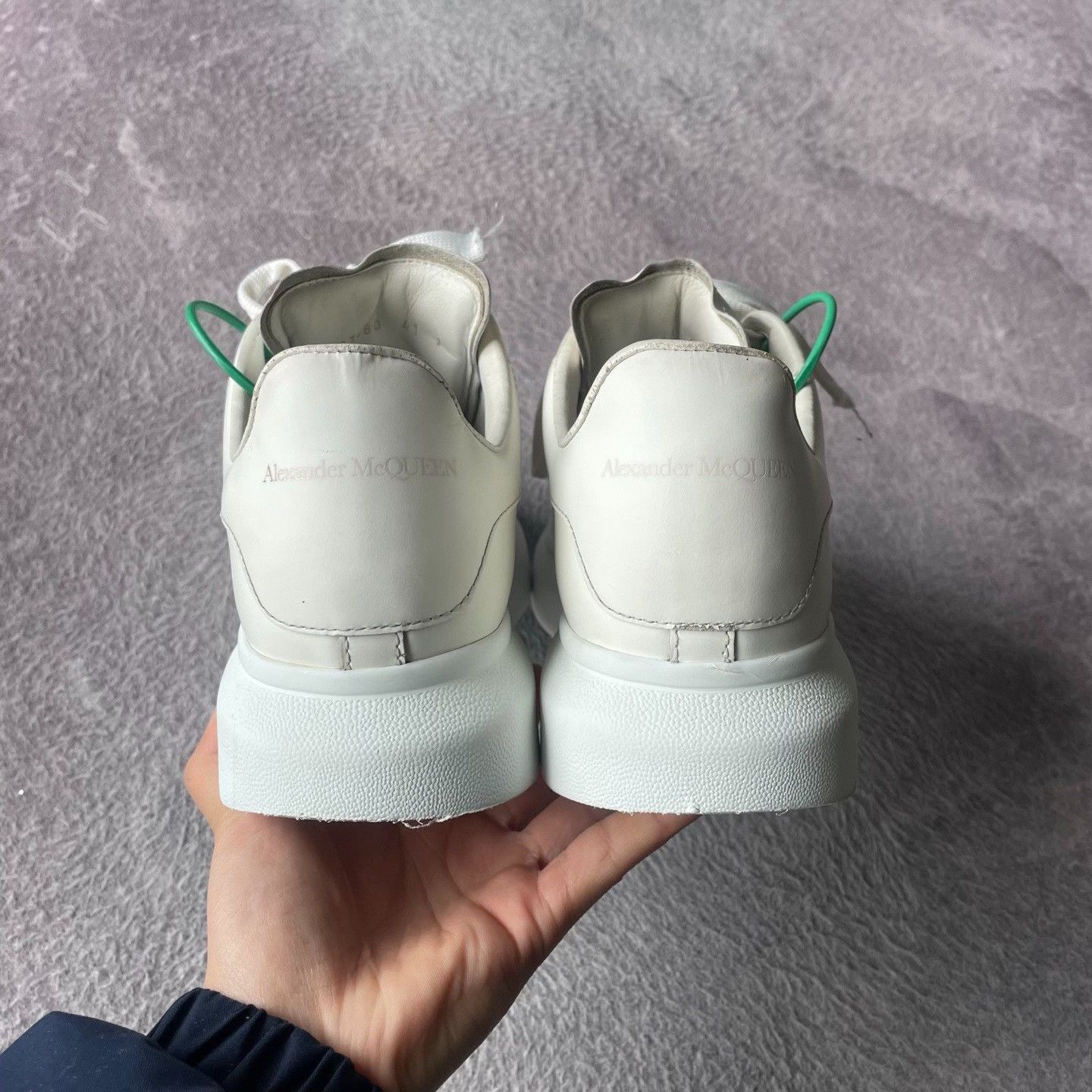 Alexander McQueen Alexander McQueen White Lowtop Sneakers 41 Men Size US 8.5 / EU 41-42 - 3 Thumbnail