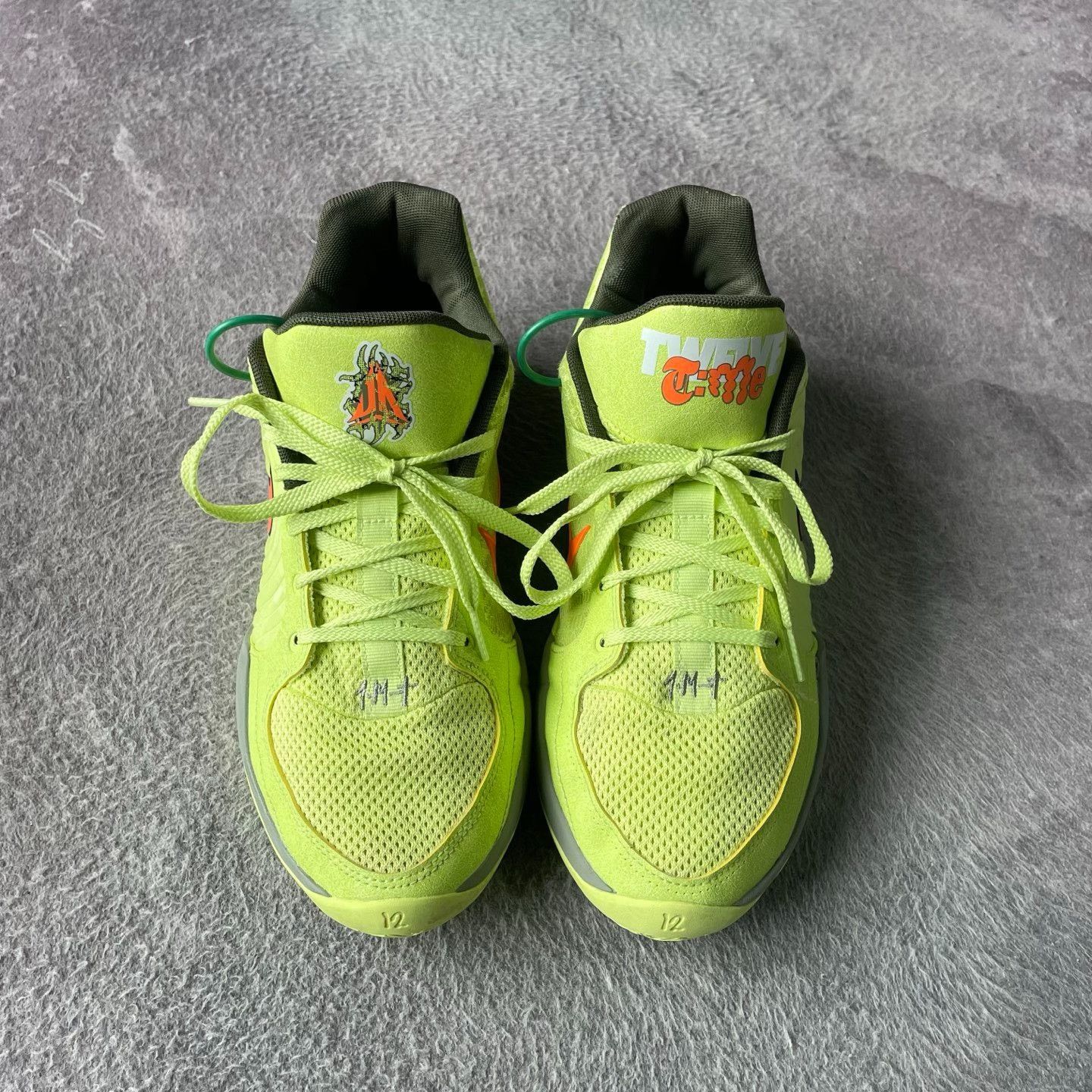 Nike Nike Yellow Lowtop Sneakers 44 Men Size US 10.5 / EU 43-44 - 2 Thumbnail