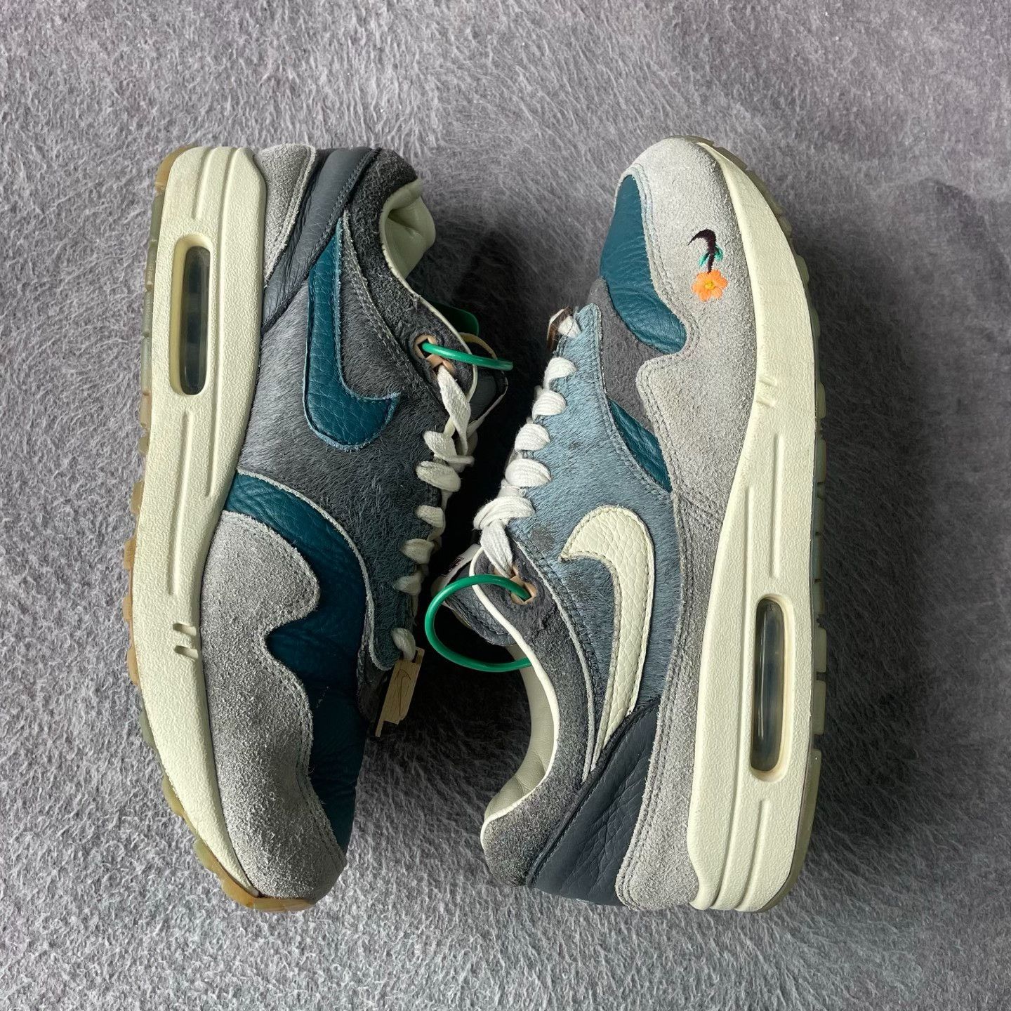 Nike Nike MAX1 Gray Lowtop Sneakers 44 Men Size US 10.5 / EU 43-44 - 7 Thumbnail