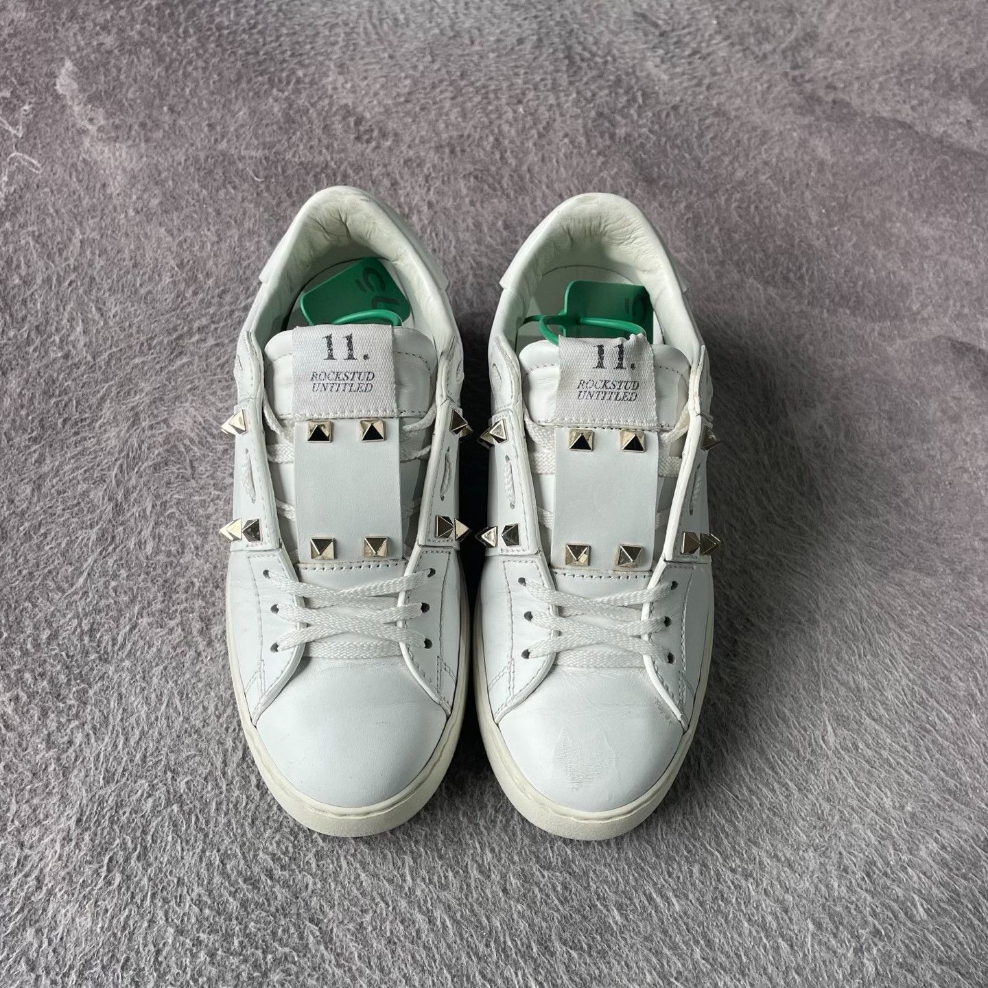 Valentino Valentino White Lowtop Sneakers S Women Size US 6 / IT 36 - 2 Thumbnail