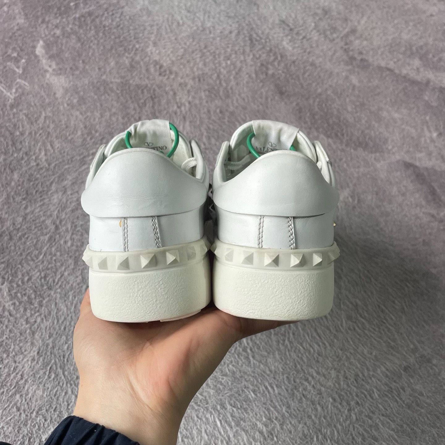Valentino Valentino White Lowtop Sneakers S Women Size US 6 / IT 36 - 3 Thumbnail