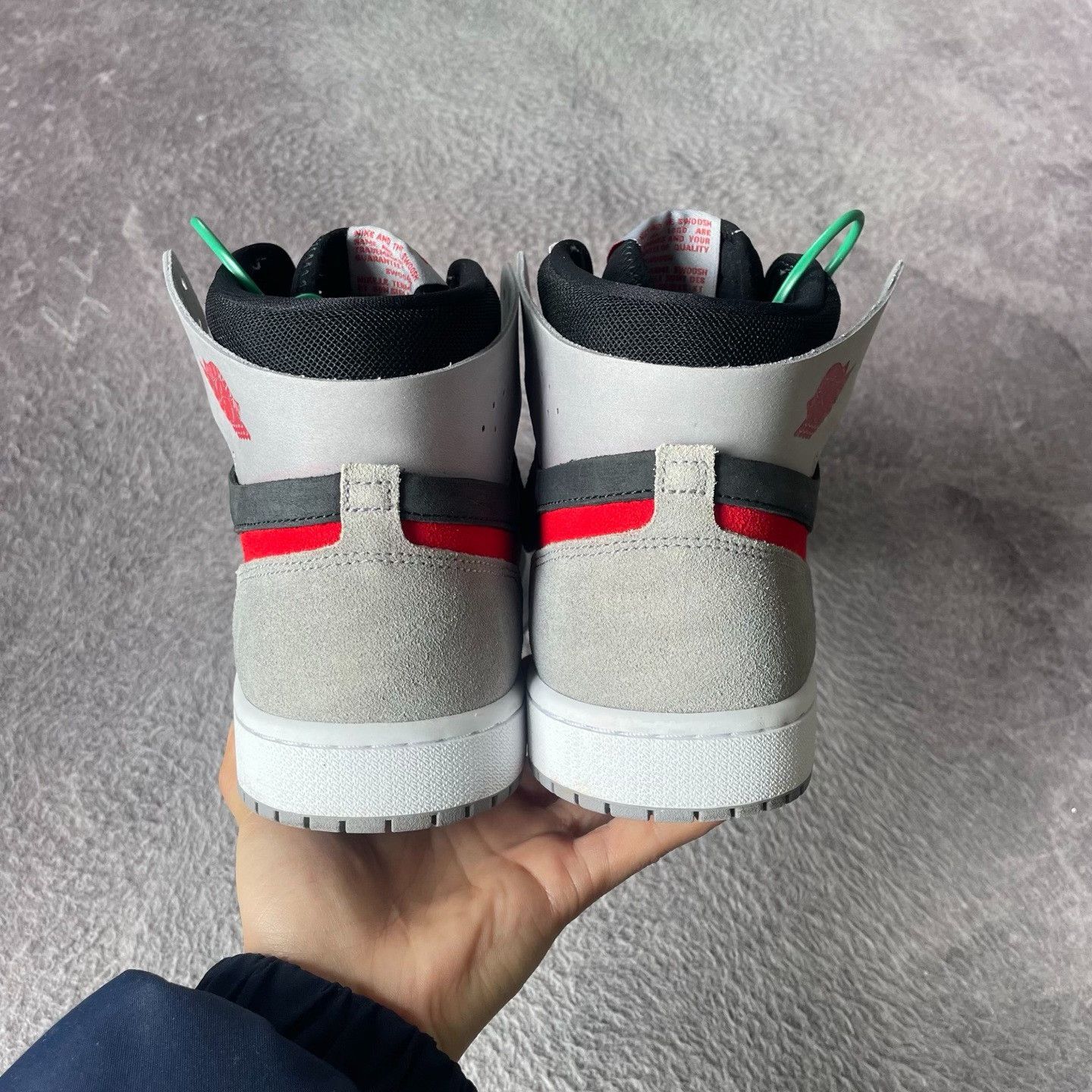 Nike Nike AJ1 Gray Lowtop Sneakers 42 Men Size US 9 / EU 42 - 3 Thumbnail