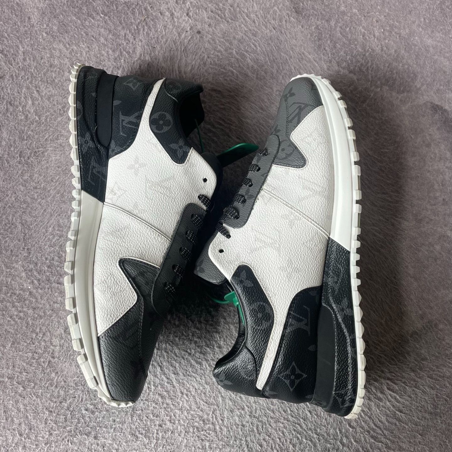 Louis Vuitton Louis Vuitton White Lowtop Sneakers 41 Men Size US 8.5 / EU 41-42 - 8 Thumbnail