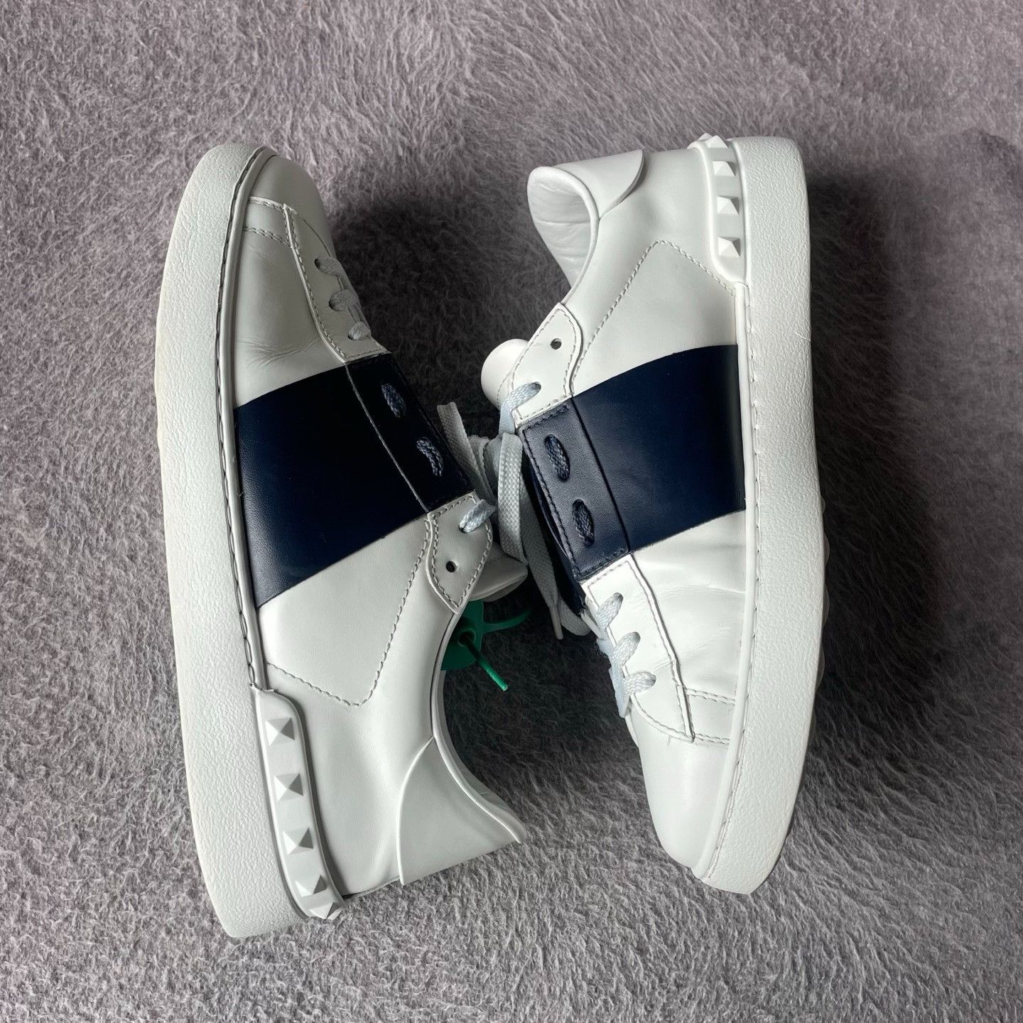 Valentino Valentino Blue Lowtop Sneakers S Men Size US 10 / EU 43 - 6 Thumbnail