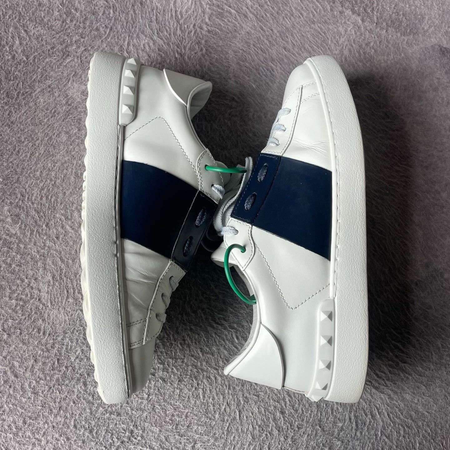 Valentino Valentino Blue Lowtop Sneakers S Men Size US 10 / EU 43 - 7 Thumbnail